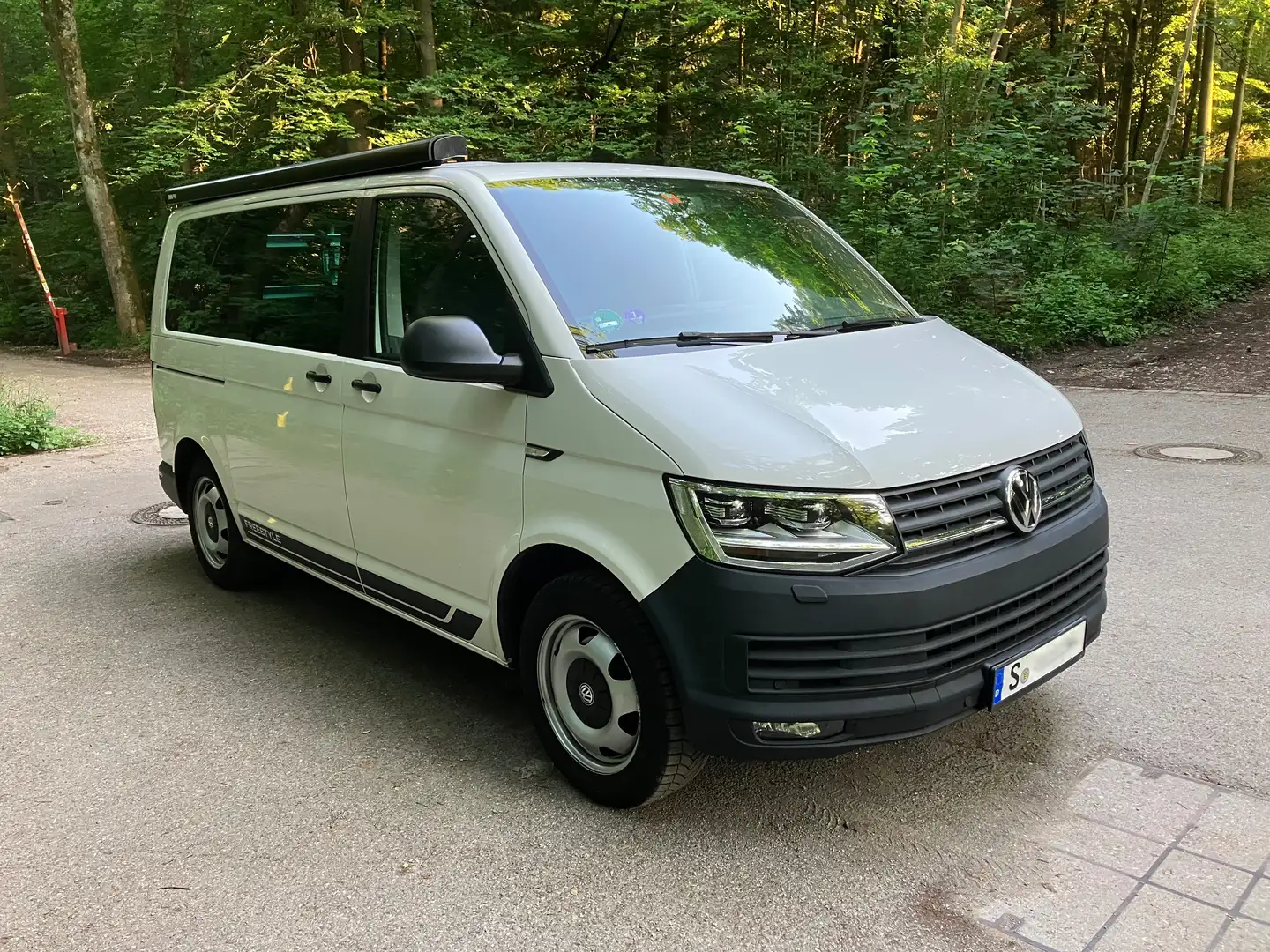 Volkswagen T6 Multivan Multivan Kurz Freestyle Weiß - 2