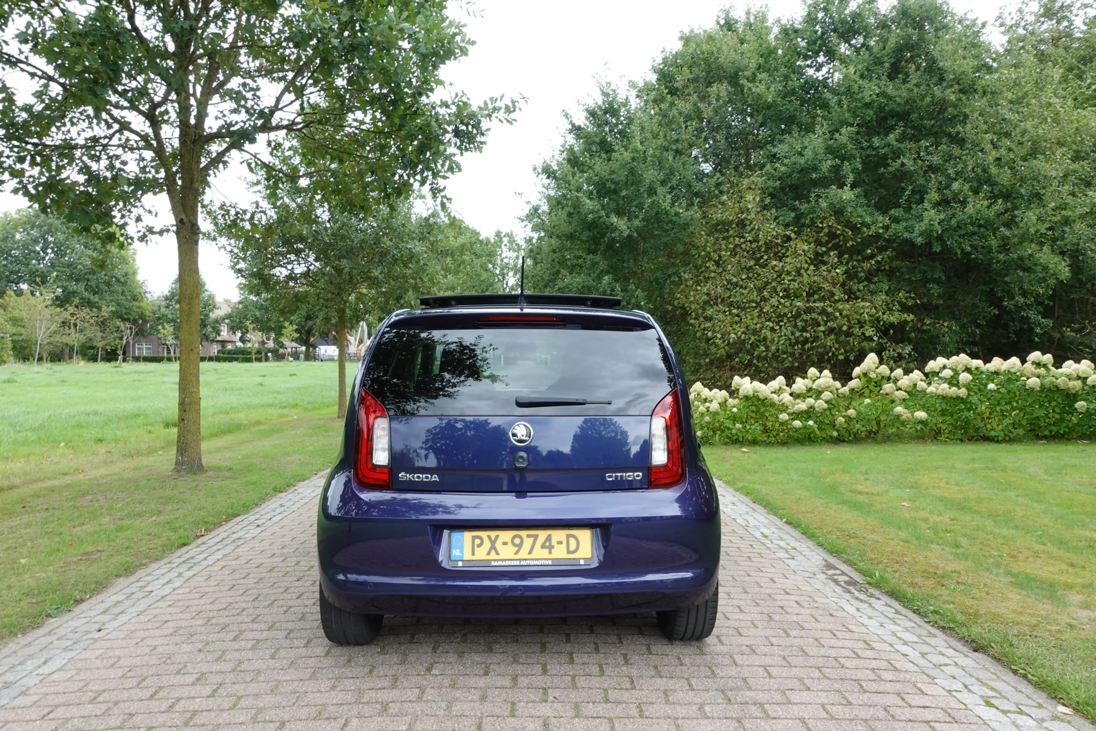 Skoda Citigo 1.0 Greentech Style | Panorama dak | Cruise Contro — photo 8