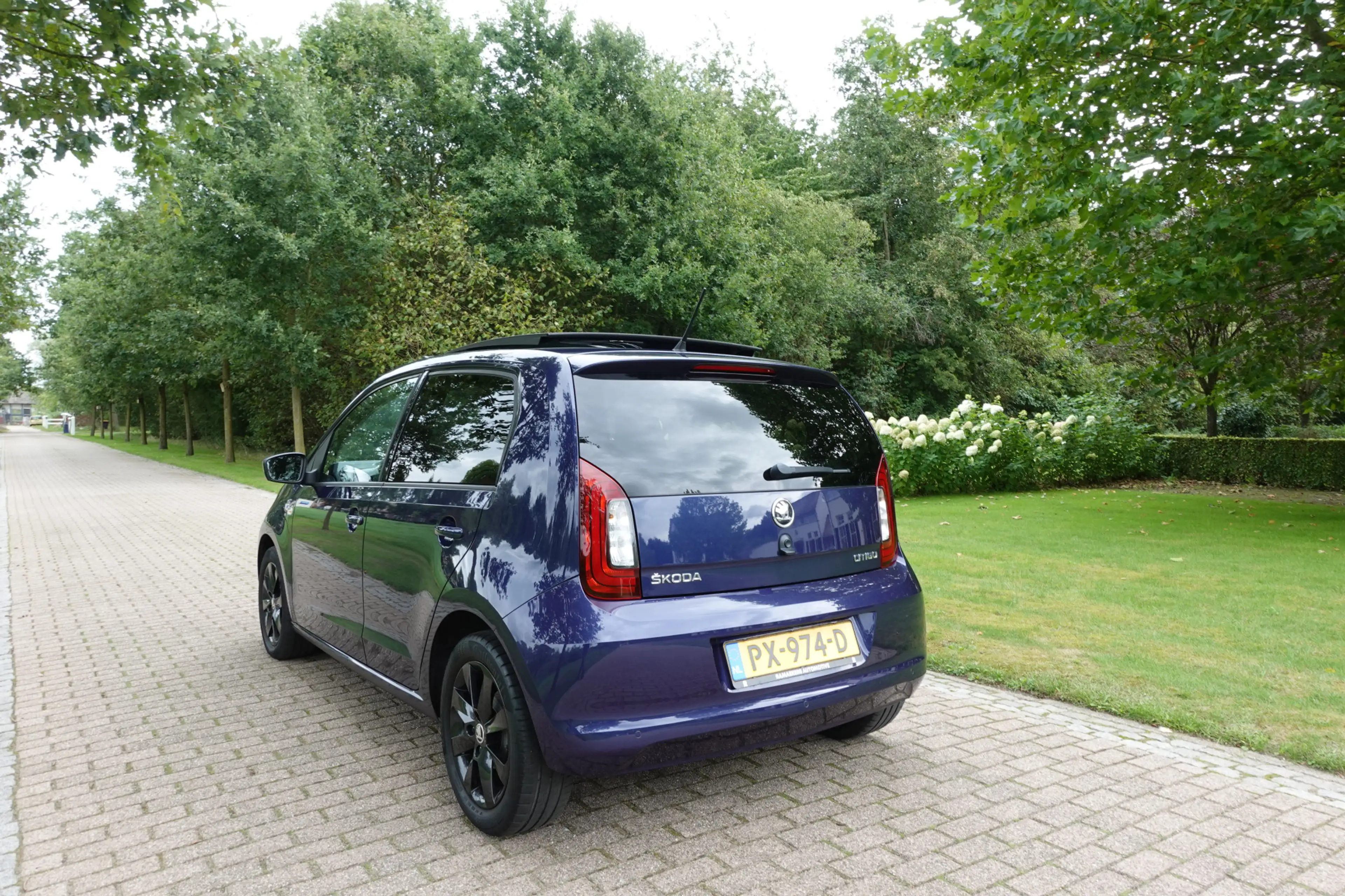 Skoda Citigo 1.0 Greentech Style | Panorama dak | Cruise Contro — photo 9