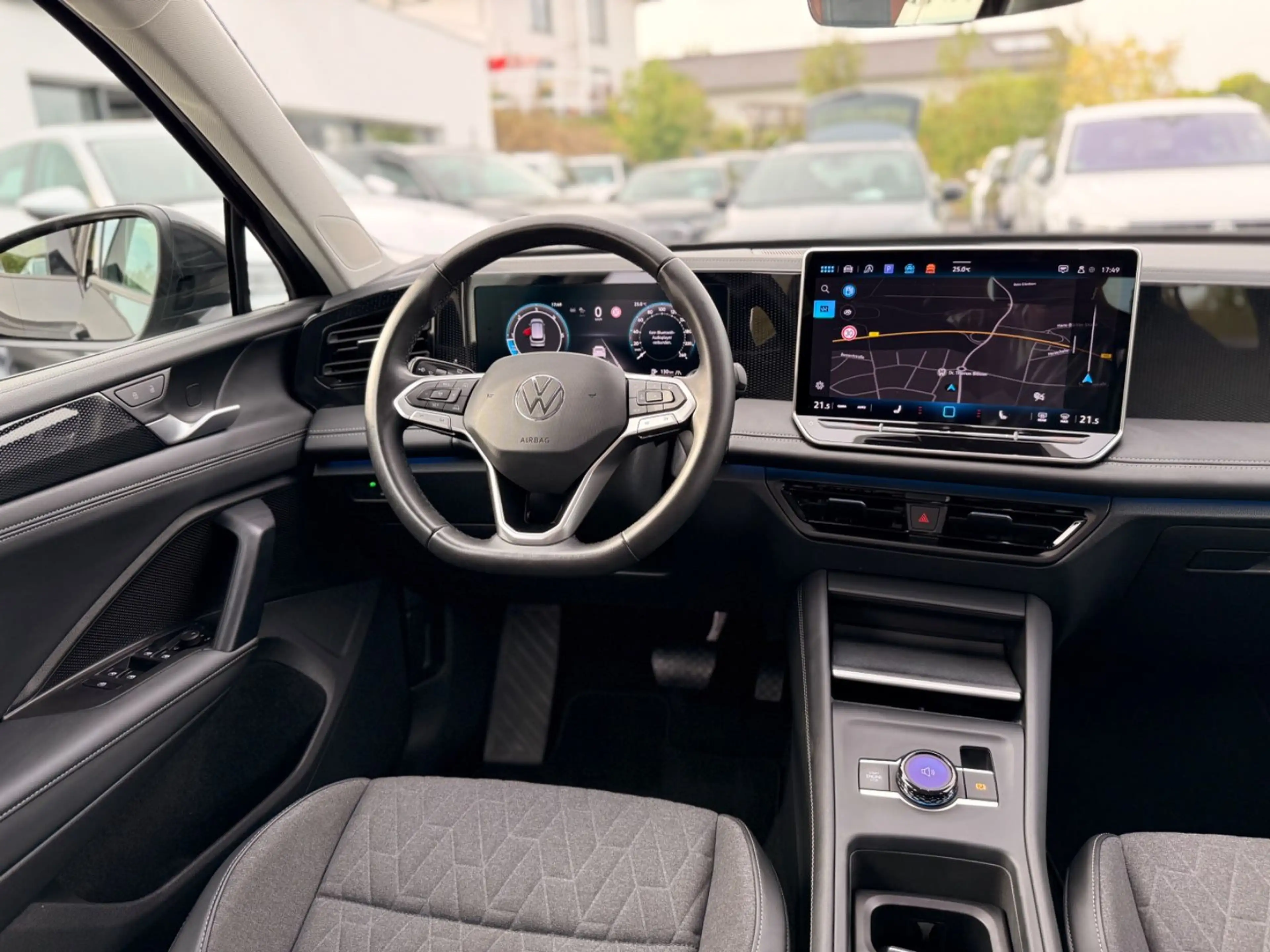 Volkswagen Tiguan 2.0 TDI 110 kW ACC*RFK*CARPLAY*TRAVEL AST — photo 9