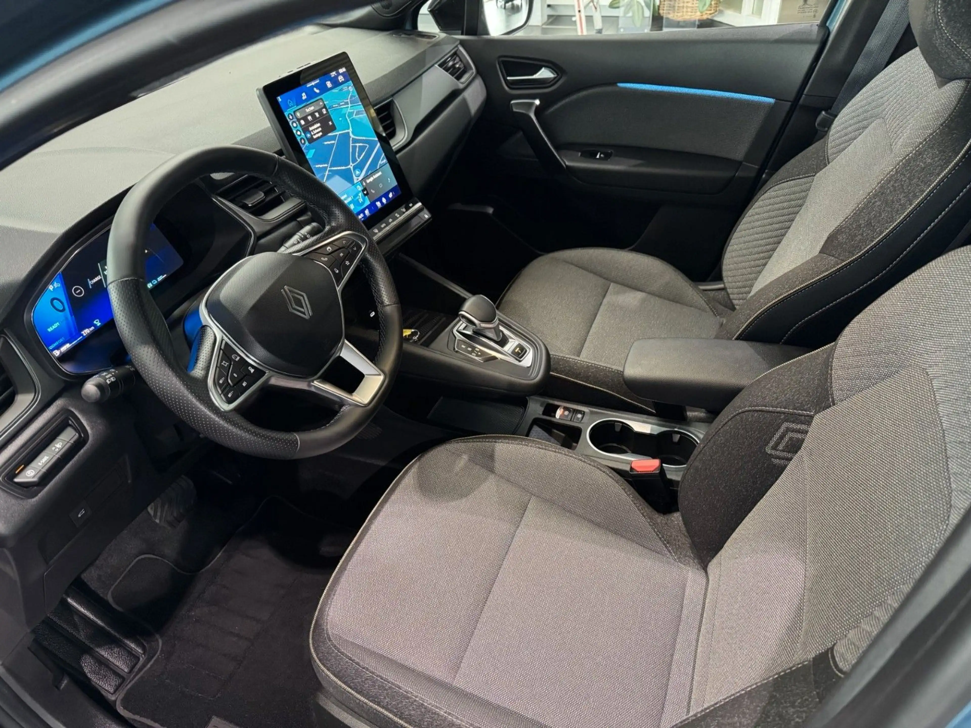 Renault Symbioz 145 E-Tech Full Hybrid Techno — photo 8