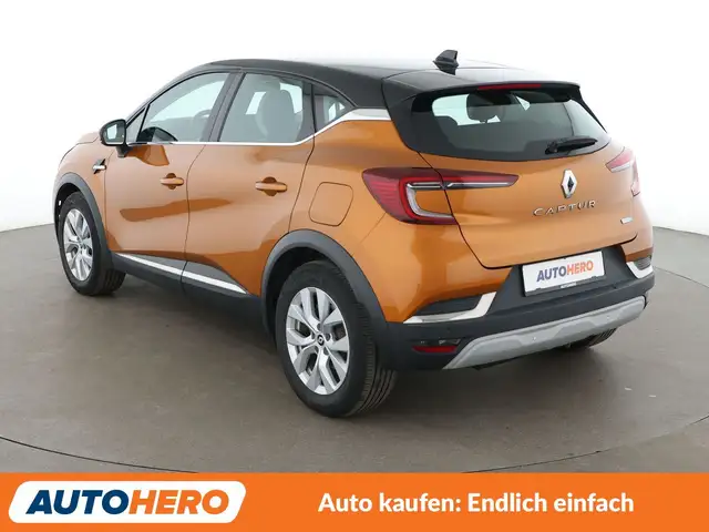 Renault Captur view 4