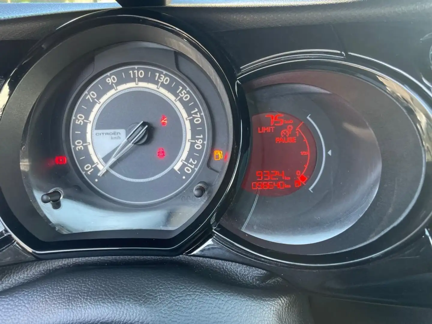 Citroen C3 VTi 82 Exclusive - 1