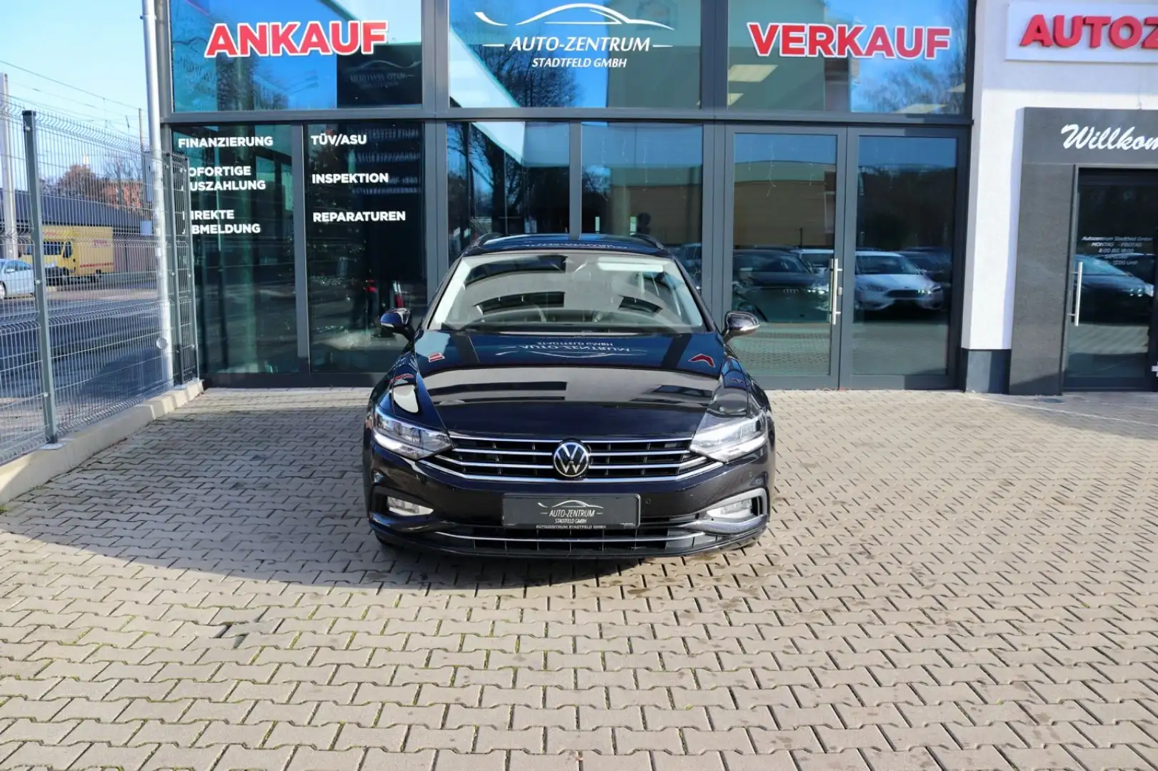 Volkswagen Passat Variant Business Digital Leder ACC Kamera Schwarz - 2