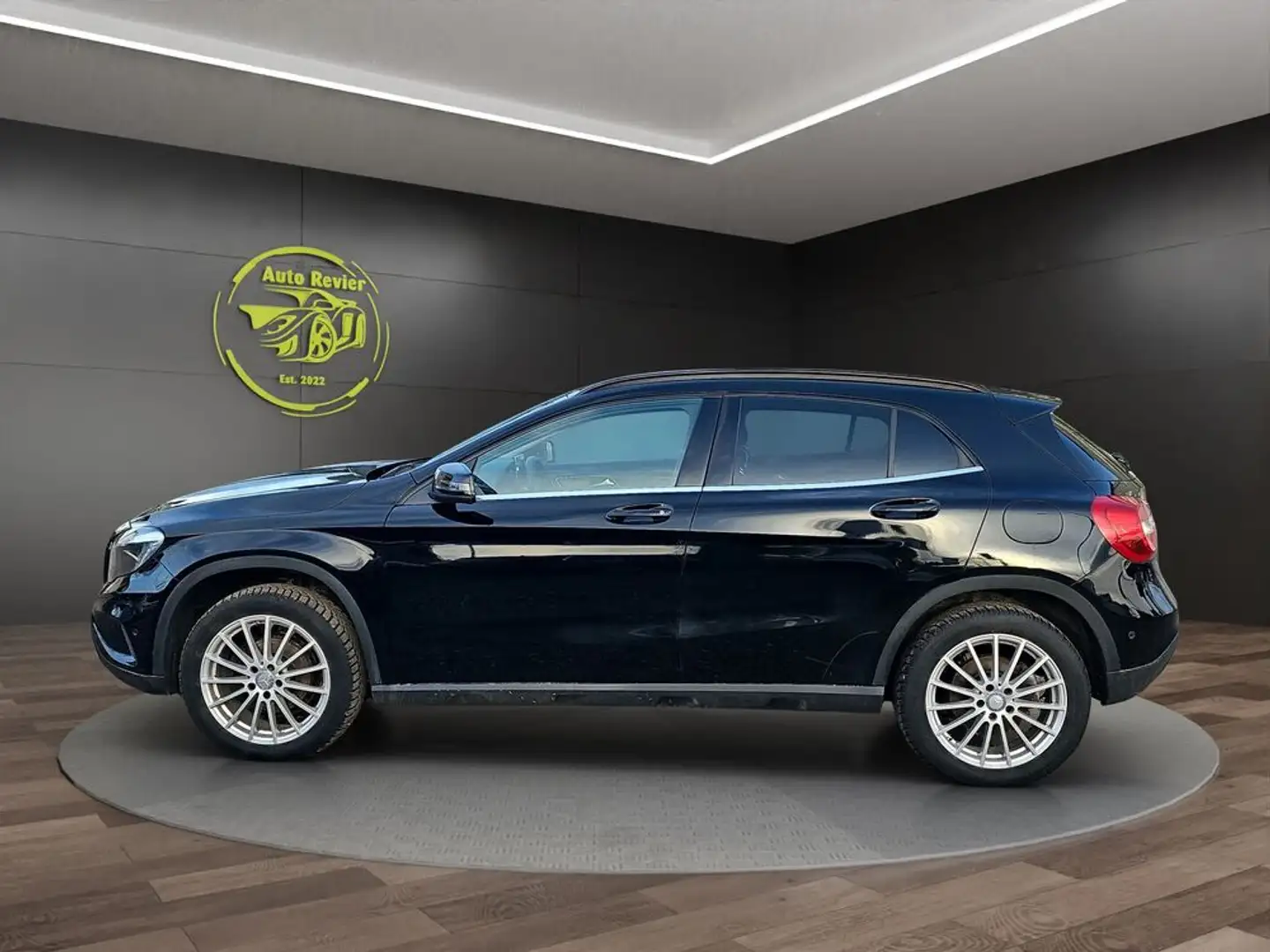 Mercedes-Benz GLA 200 CDI Aut. 4Matic Schwarz - 2