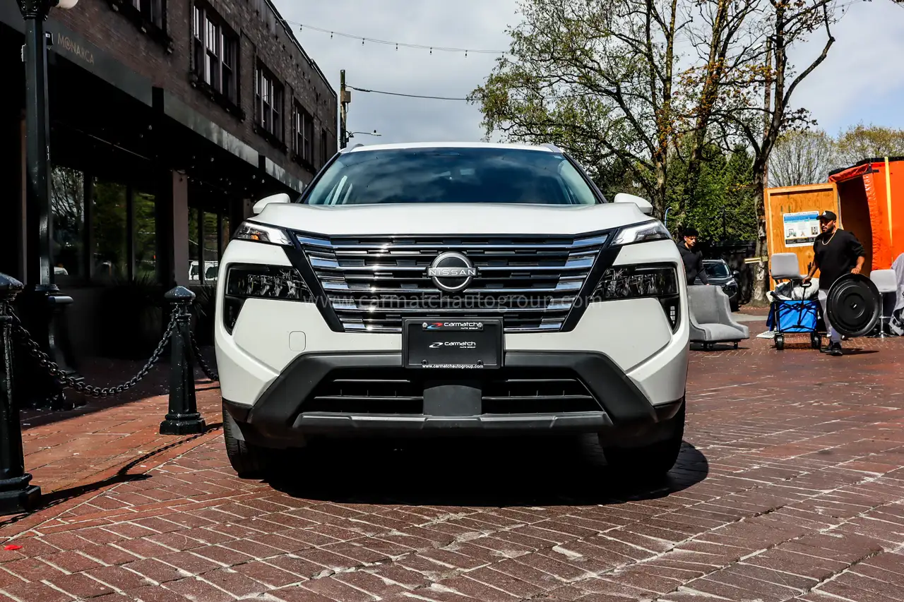 Nissan Rogue снимка Nissan Rogue