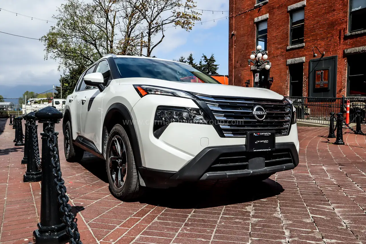 Nissan Rogue снимка Nissan Rogue