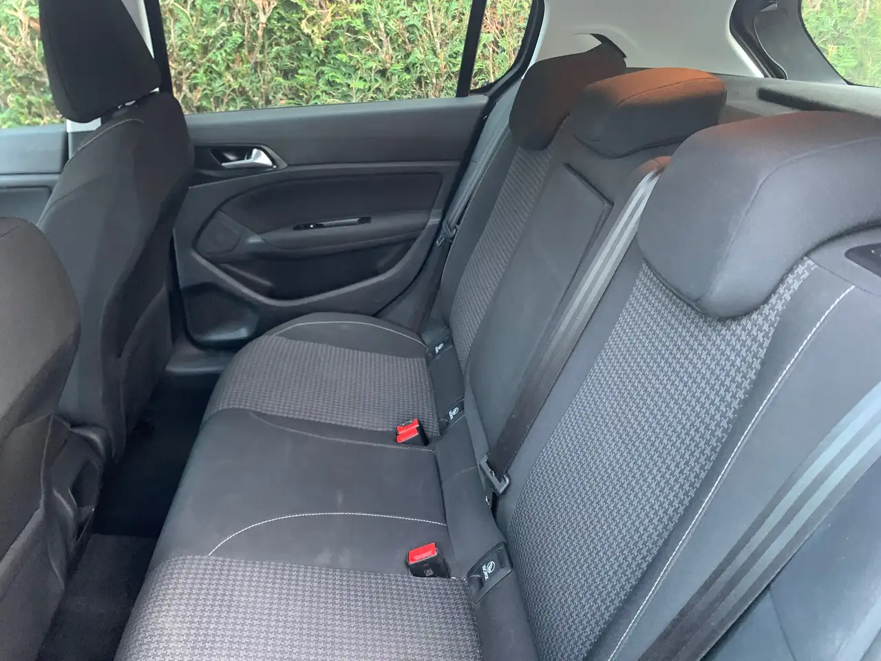 Peugeot 308 308 SW — photo 9