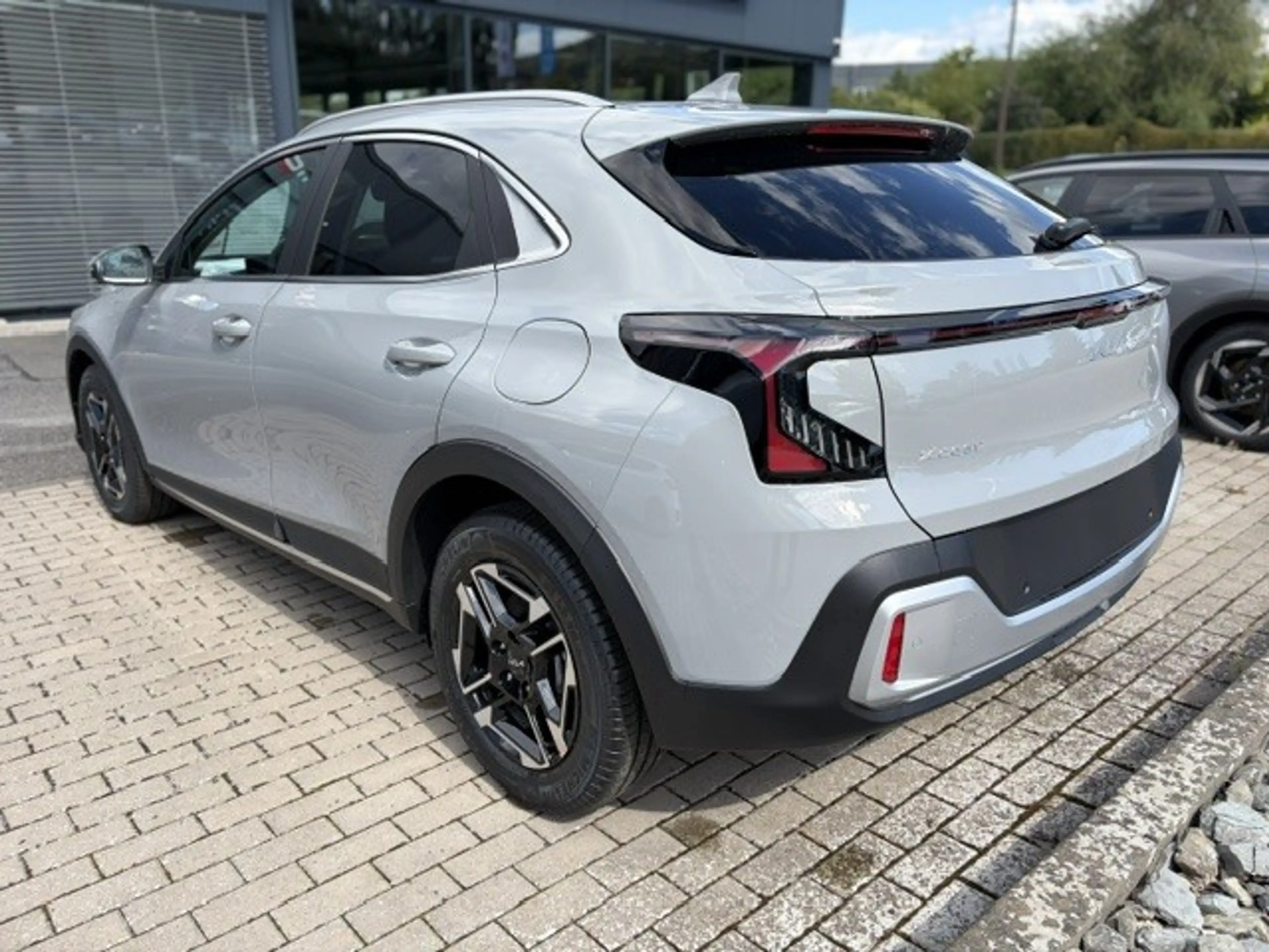 Kia XCeed 1.6 T-GDI DCT7 16 Zoll Navi — photo 2