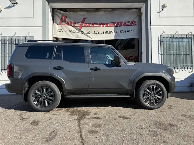 Toyota Land Cruiser MILD HYBRID 7 POSTI  MY 2026