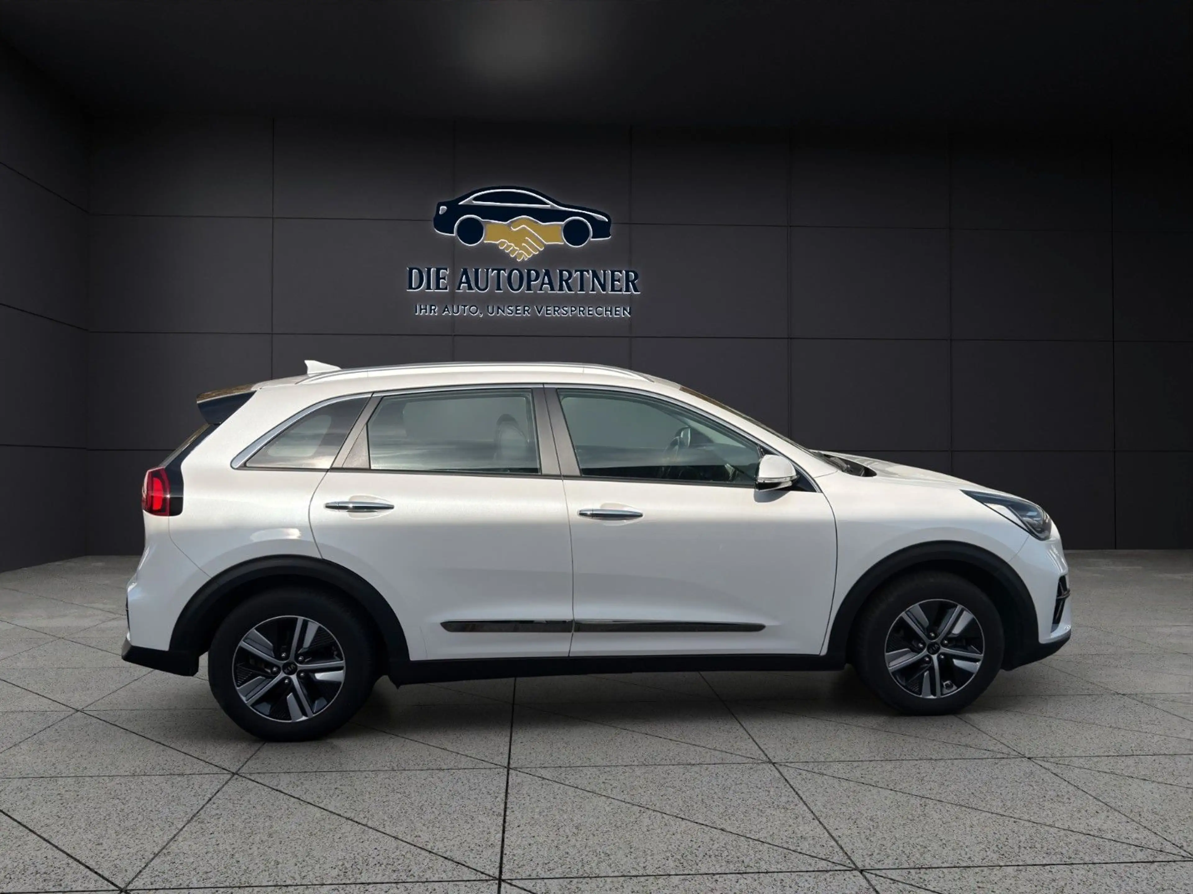 Kia Niro 1.6 Plug-in Hybrid Vision AUT. KAM AHK NAV — photo 6