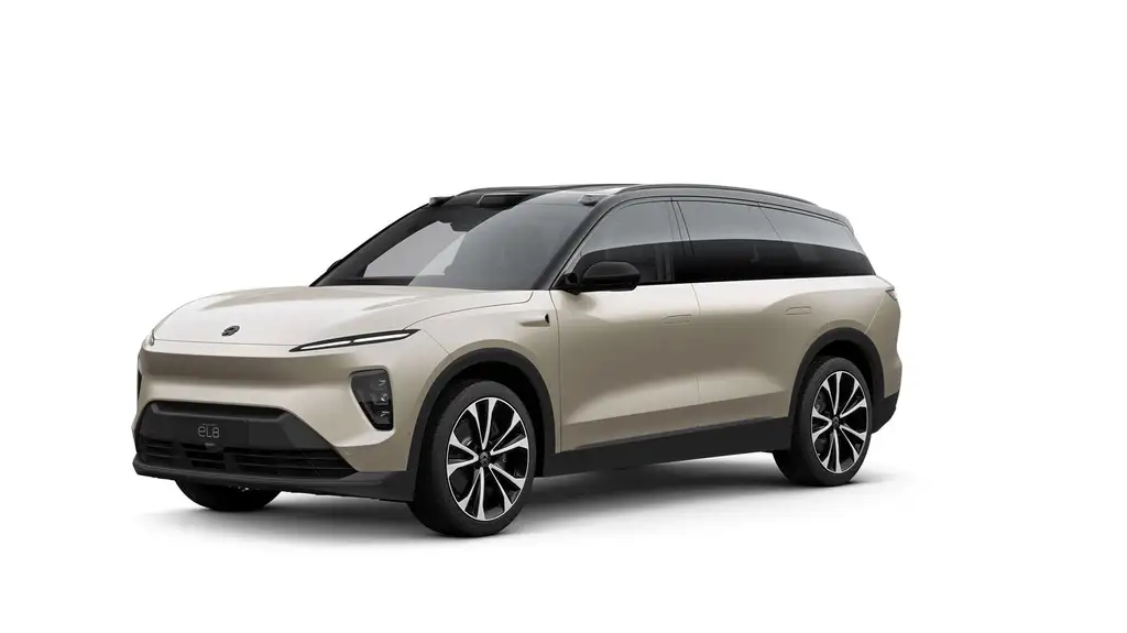 NIO EL8