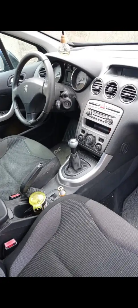 Peugeot 308 1.6 THP Premium - 2