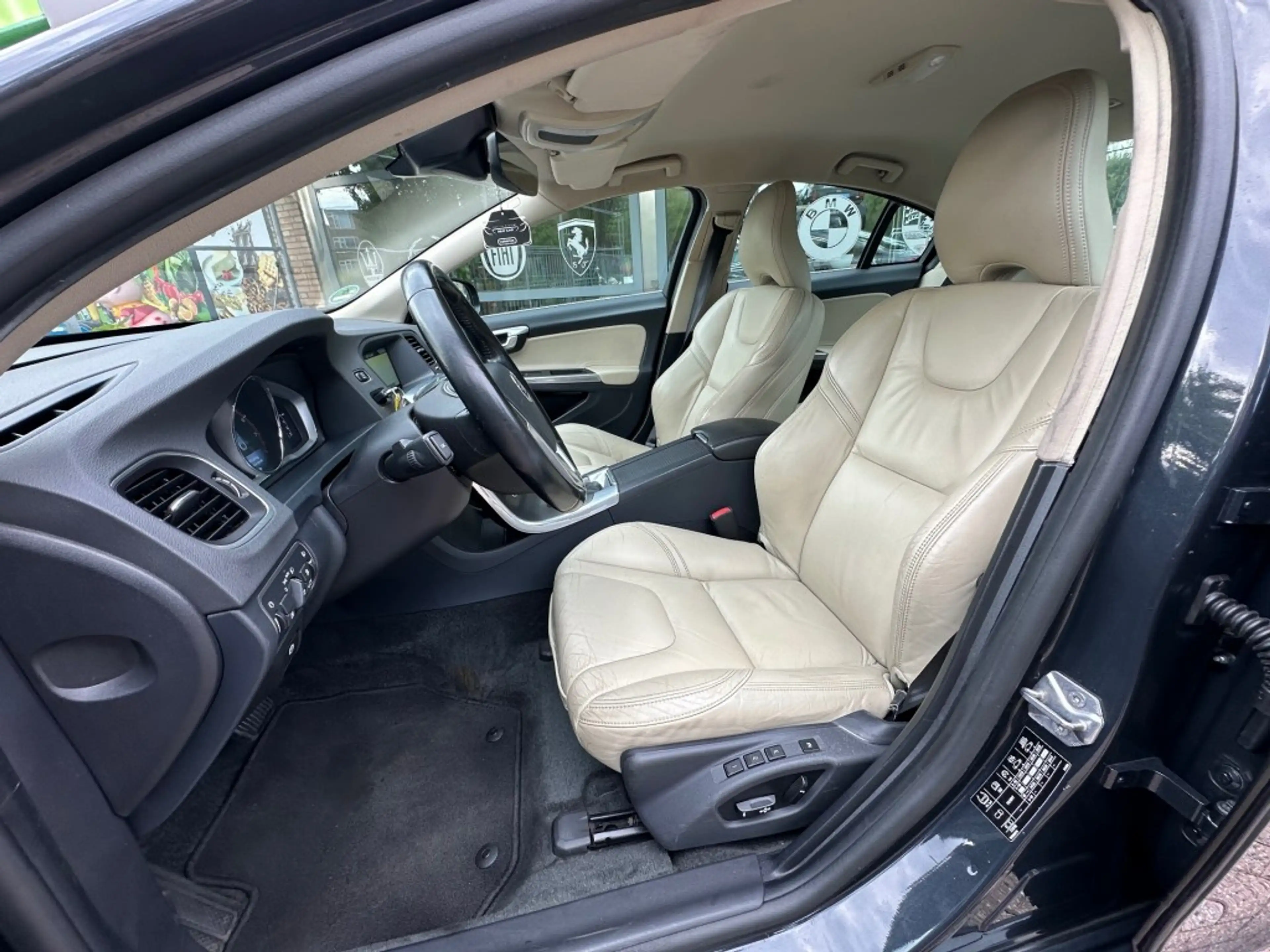 Volvo S60 2.0 T5 Summum Automaat Navi Camera Leer Cruise Tre — photo 11