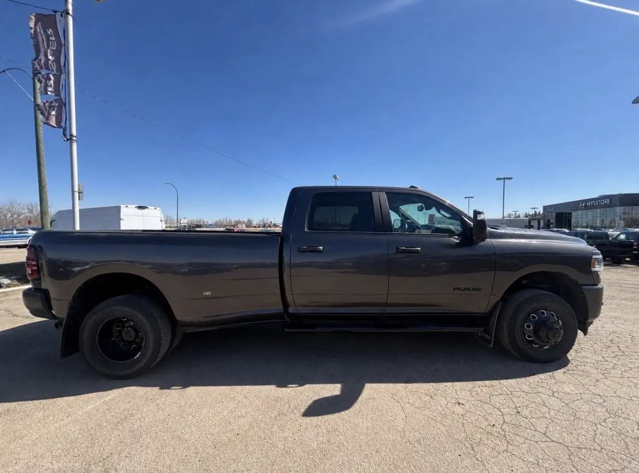 RAM 3500 снимка RAM 3500