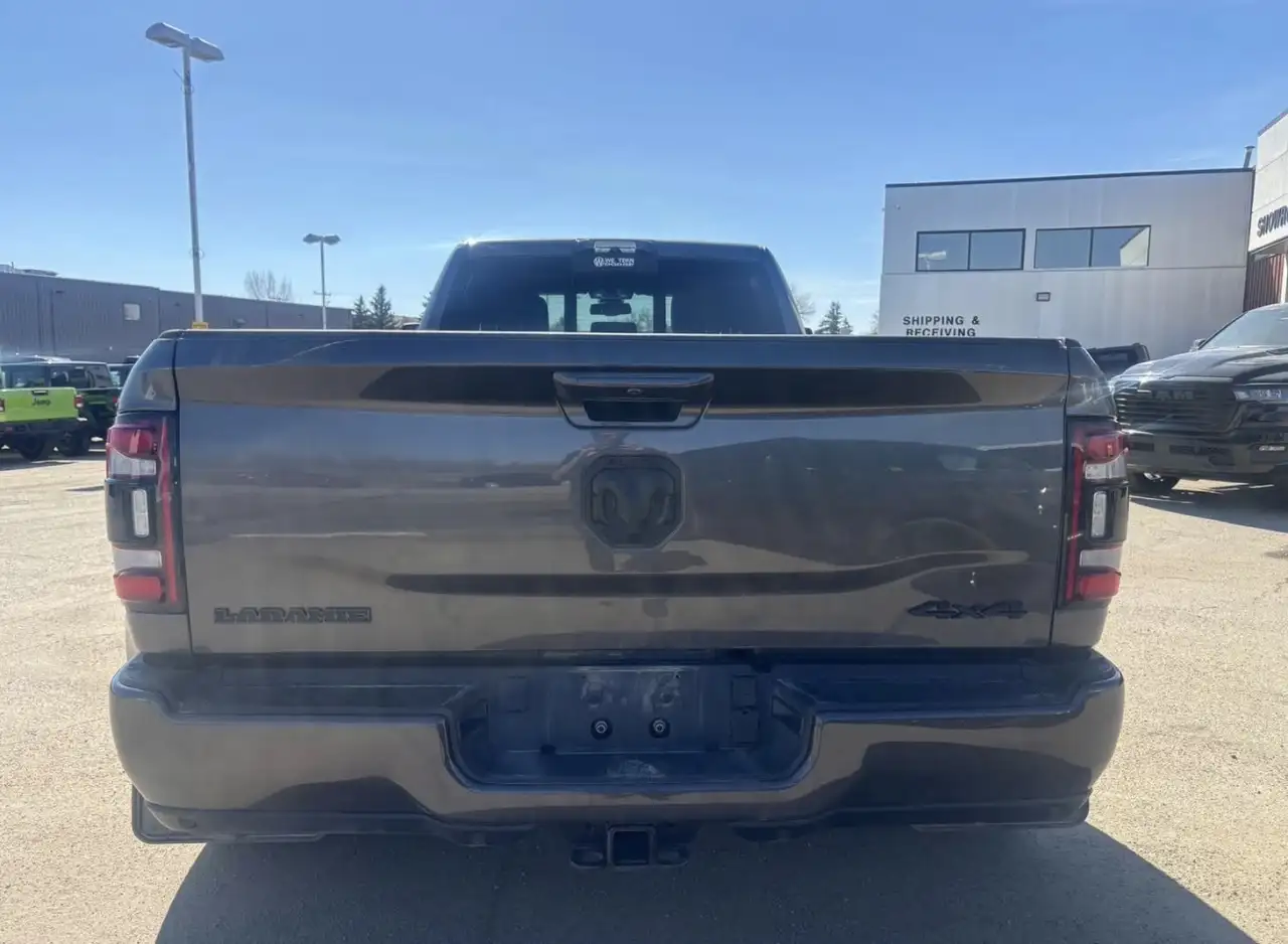 RAM 3500 снимка RAM 3500