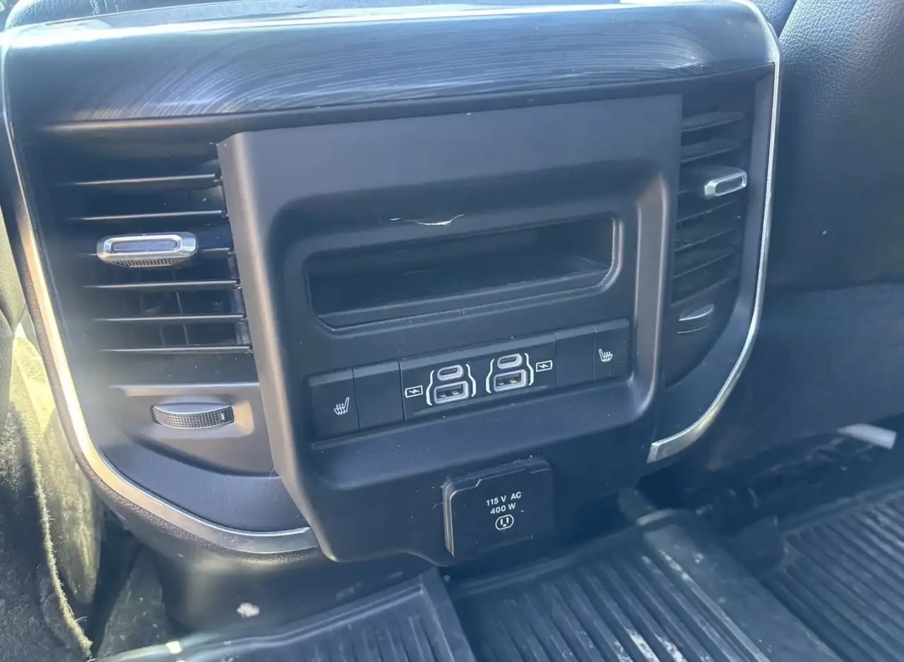 RAM 3500 снимка RAM 3500