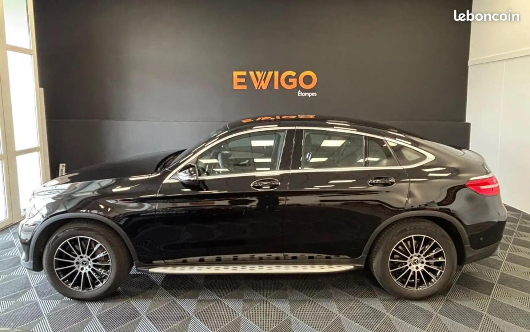 Mercedes-Benz GLC 250 Mercedes classe COUPE 250 FASCINATION 210CH 4MATIC Noir - 2