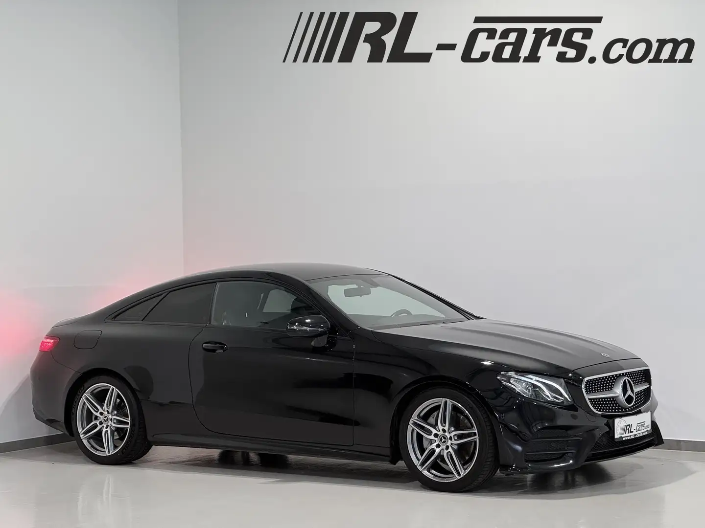 Mercedes-Benz E 220 D Coupe Aut/AMG-Sport/Navi/Kamera/LED Noir - 1