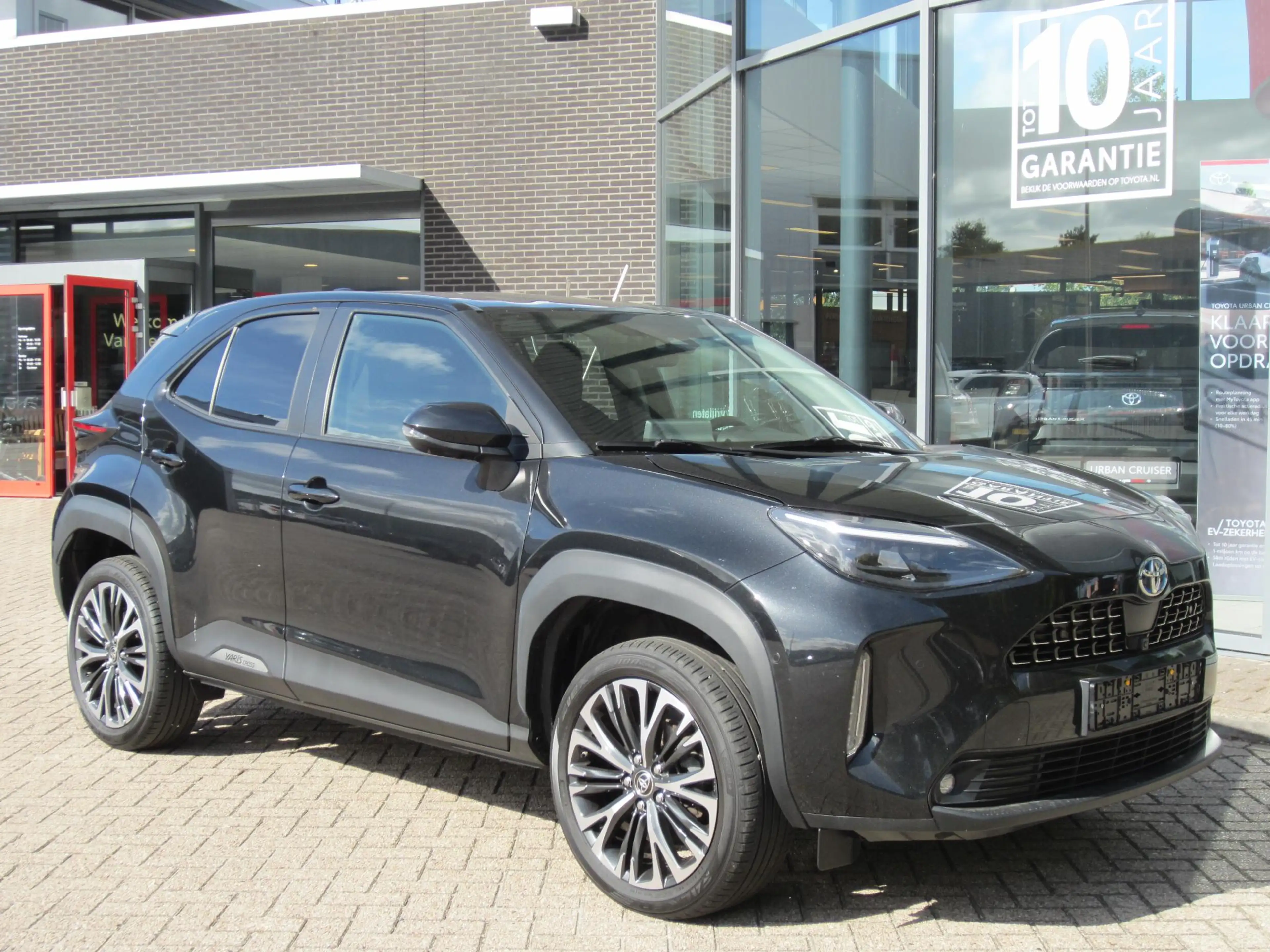 Toyota Yaris Cross 1.5 Hybrid Executive Navi 360 Camera — photo 24