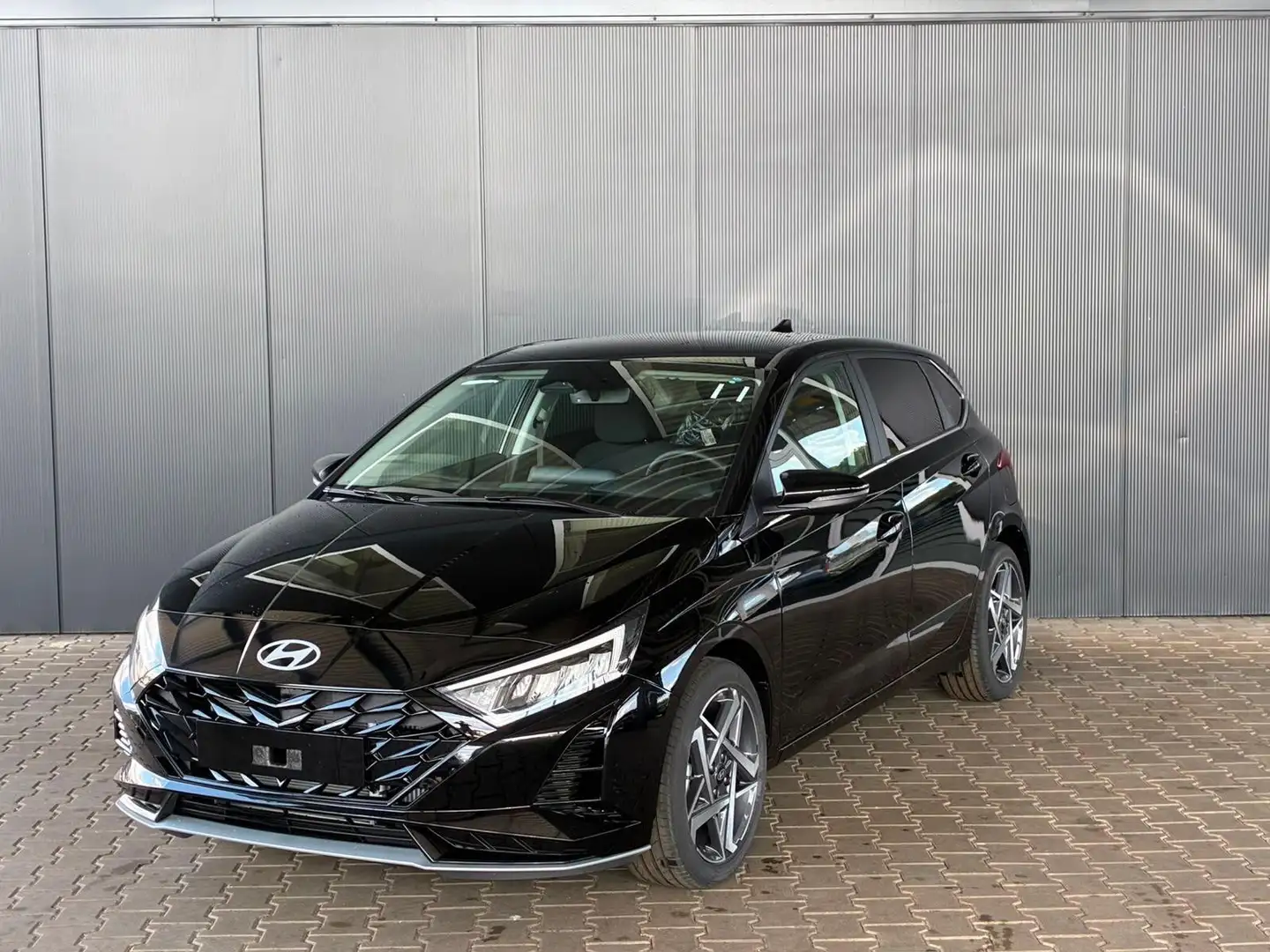 Hyundai i20 Emotion 1.0 T-GDi 7DCT / Navi Tempomat Shz vorn... Schwarz - 1