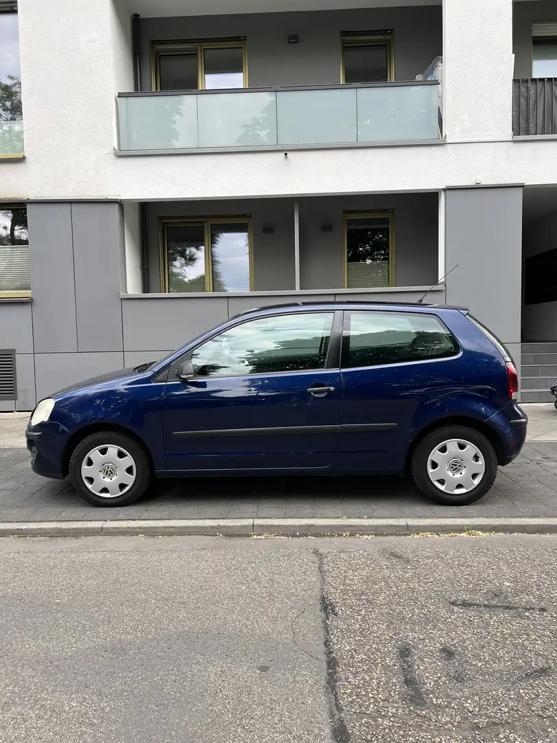 Volkswagen Polo mit tüv Blau - 2