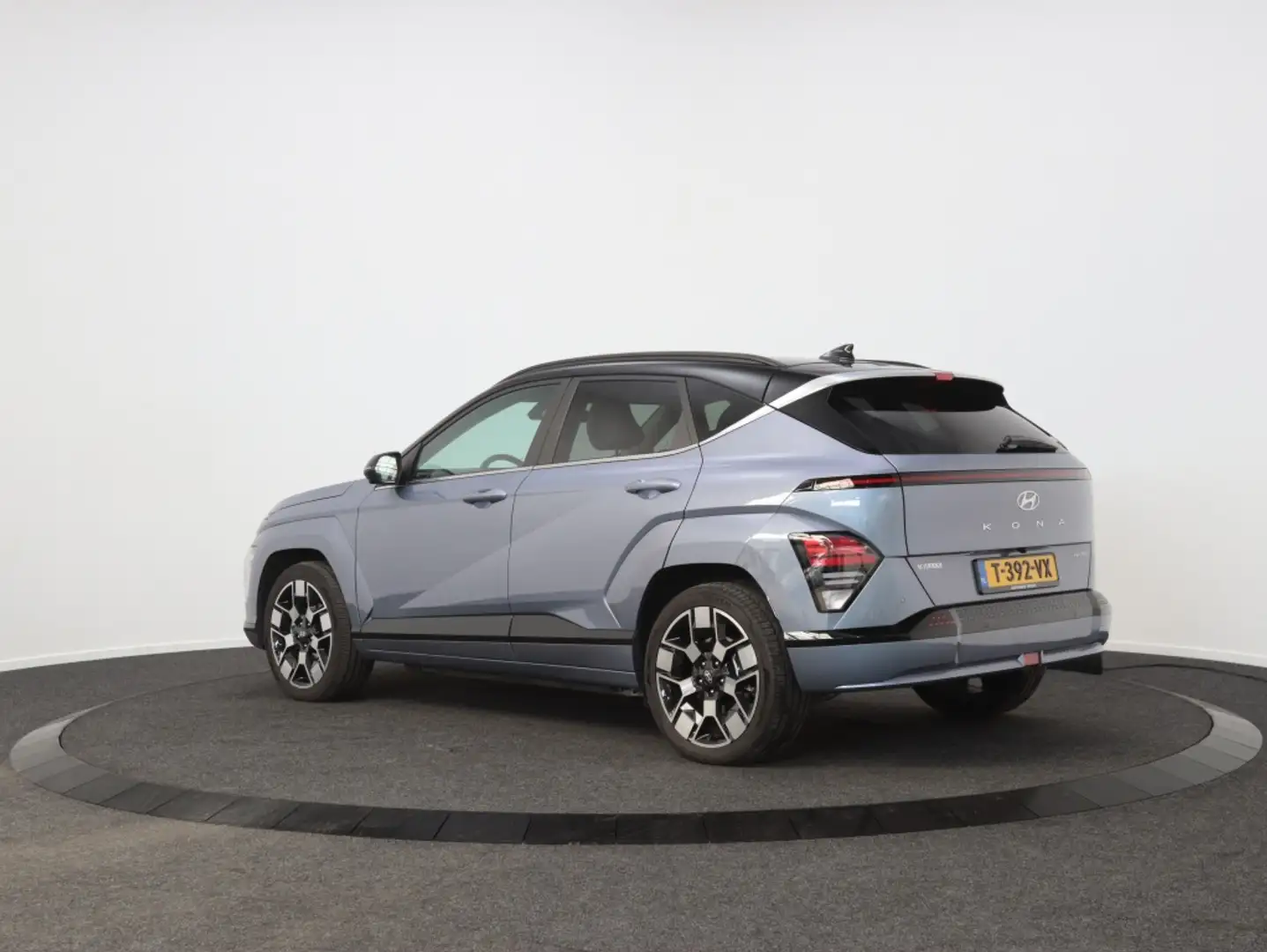 Hyundai KONA Electric Premium Sky 65.4 kWh | Panorama dak | Car Blauw - 2