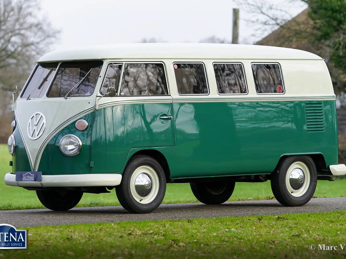 Volkswagen T1 Camper Type 2, 1964 Green - 1