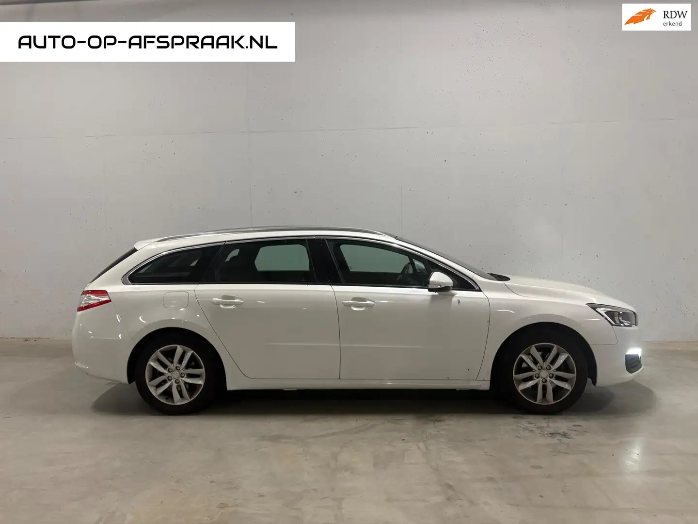 Peugeot 508 SW 1.6 Pano Trekhaak APK PDC NAP Wit - 1