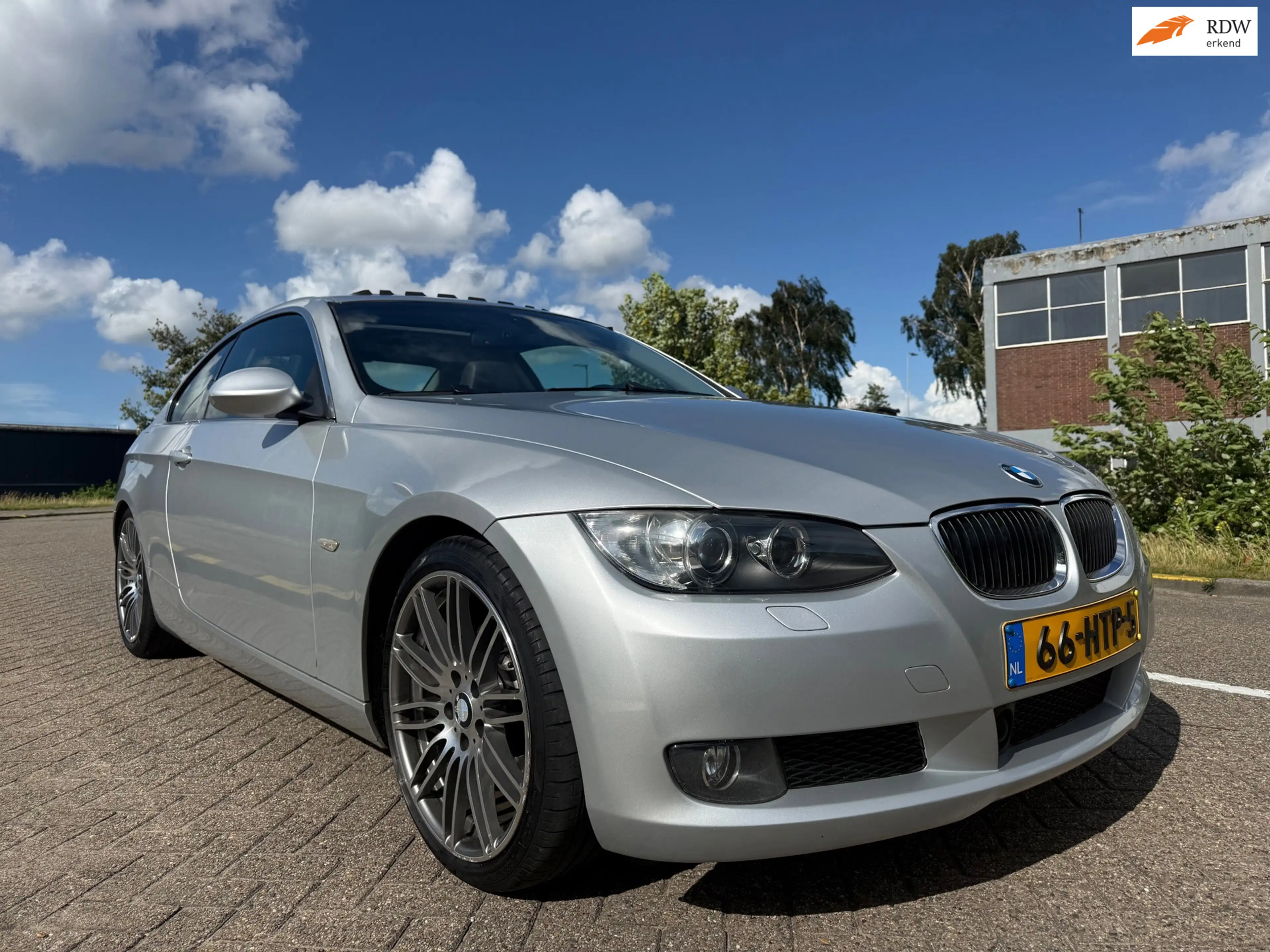 BMW 325 3-serie Coupé 325i Executive
