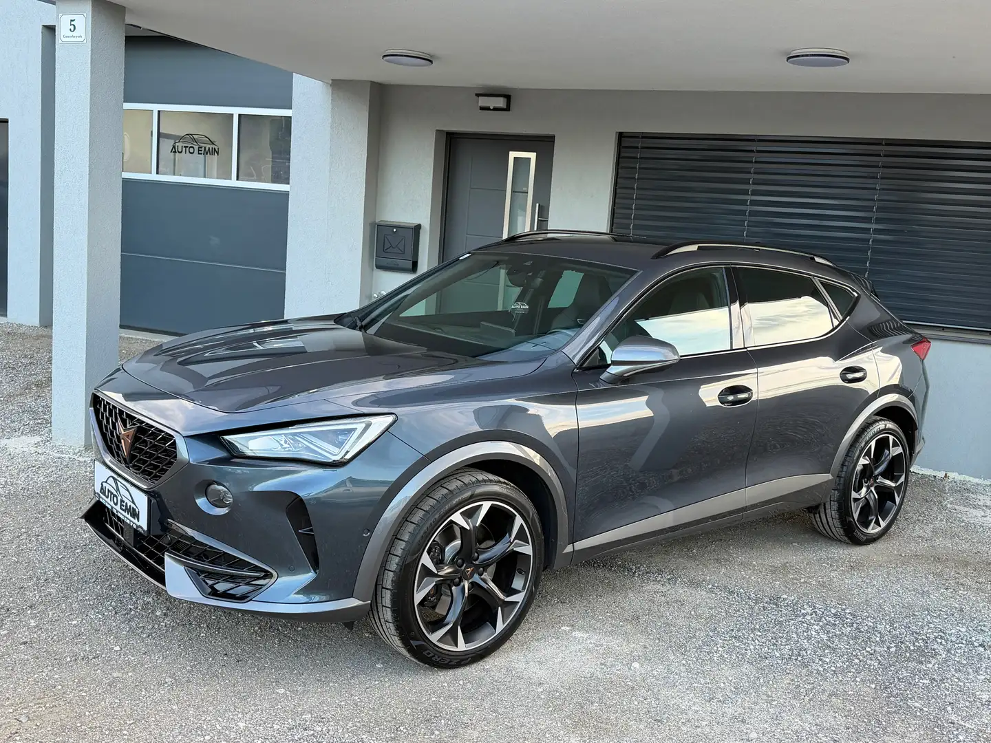 CUPRA Formentor VZ 2,0 TSI 4Drive DSG Grau - 1