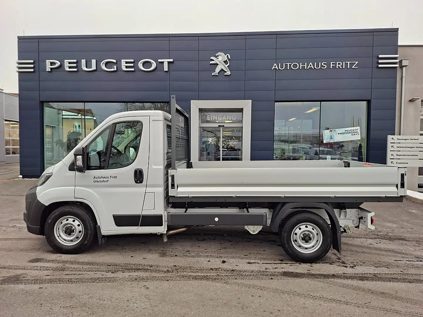 Peugeot Boxer Pritsche L2 3500+ BlueHDI 140 "inkl. Wint... Weiß - 2