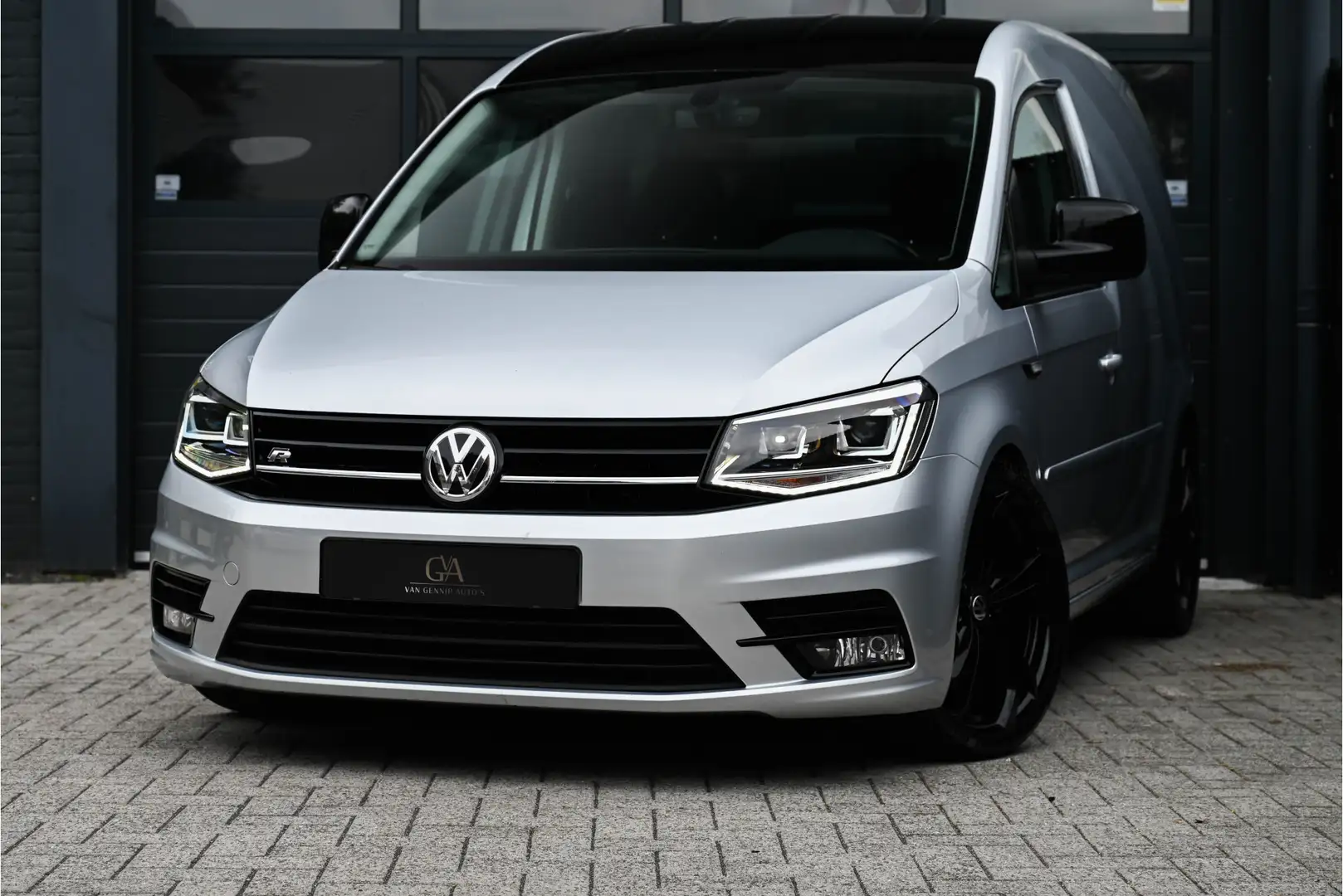 Volkswagen Caddy 2.0 TDI L1H1 BMT Highline, leder, Navi Zilver - 1