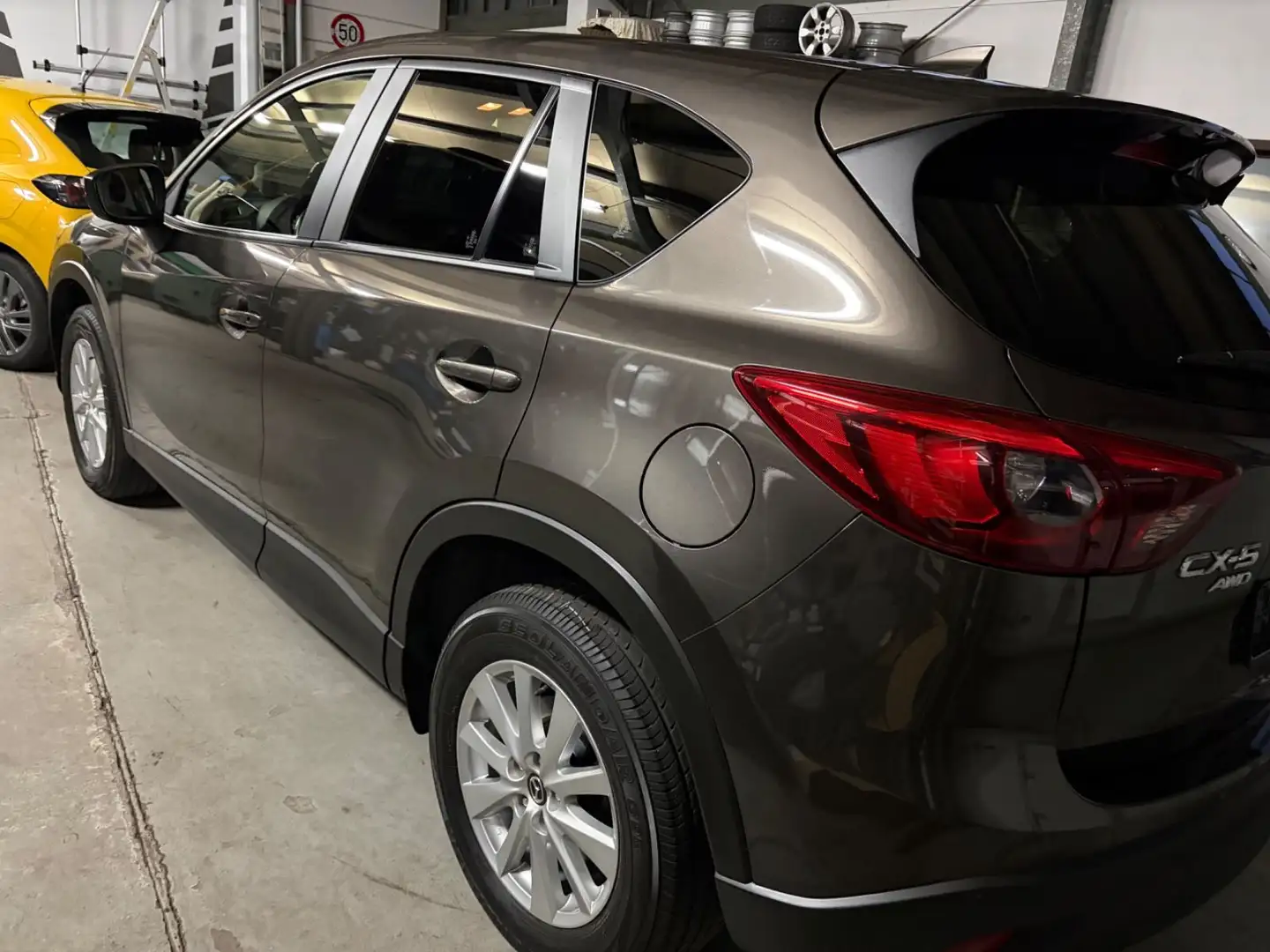 Mazda CX-5 Exclusive-Line AWD Navi/LED/PDC/Sitzh/1Hand Gris - 2