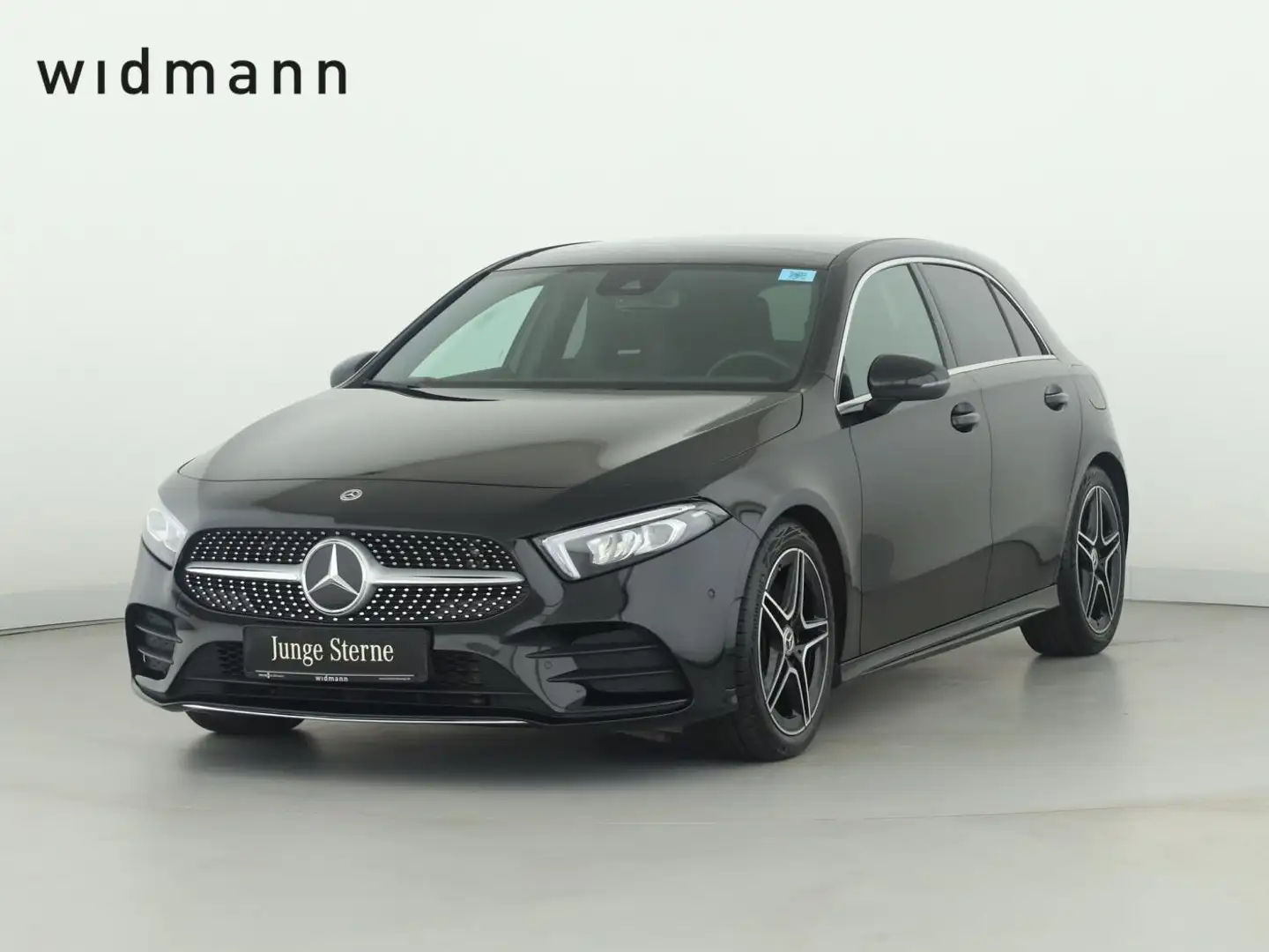 Mercedes-Benz A 250 4M *AMG*Panorama*PTS*Kamera*LED*Navi*SHZ** Schwarz - 1