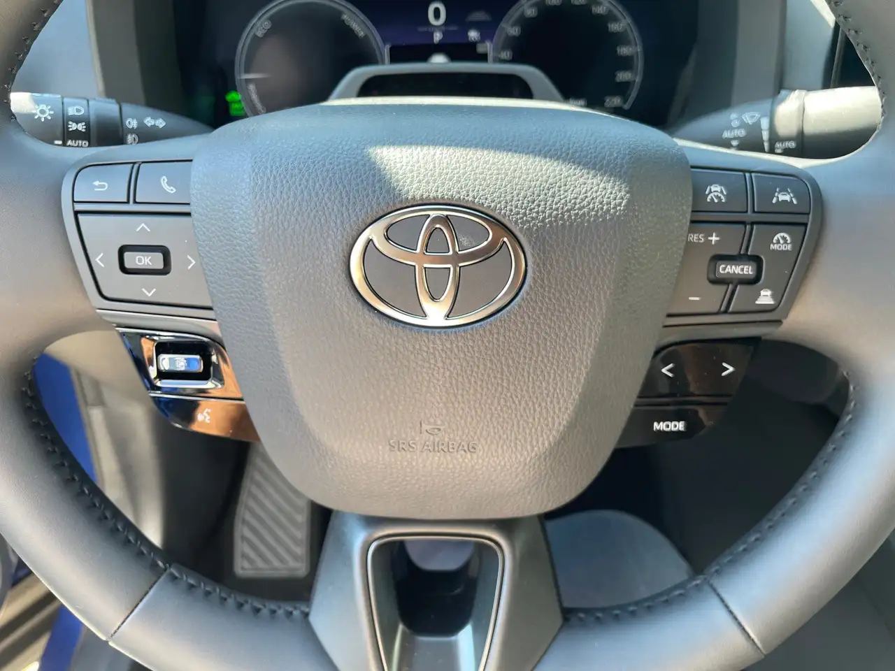 Toyota C-HR 2026 — фото 13