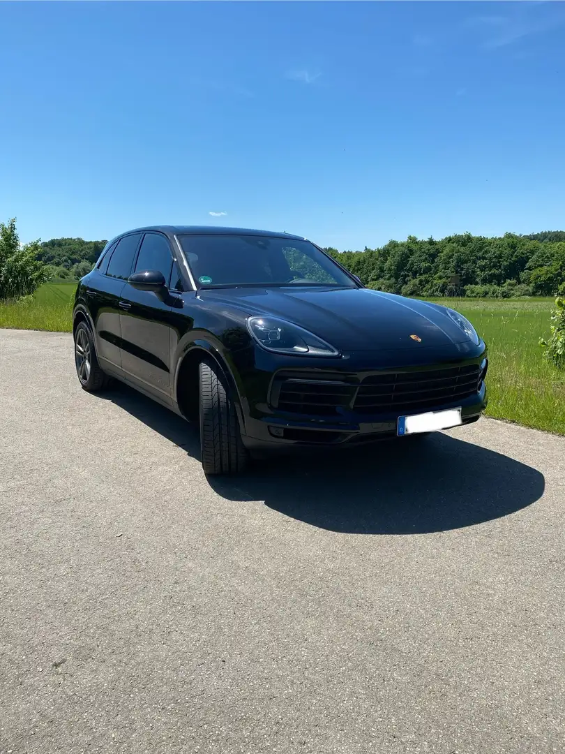 Porsche Cayenne 21" Luft Bose Pano AHK Sportsitze & -endrohre Schwarz - 1