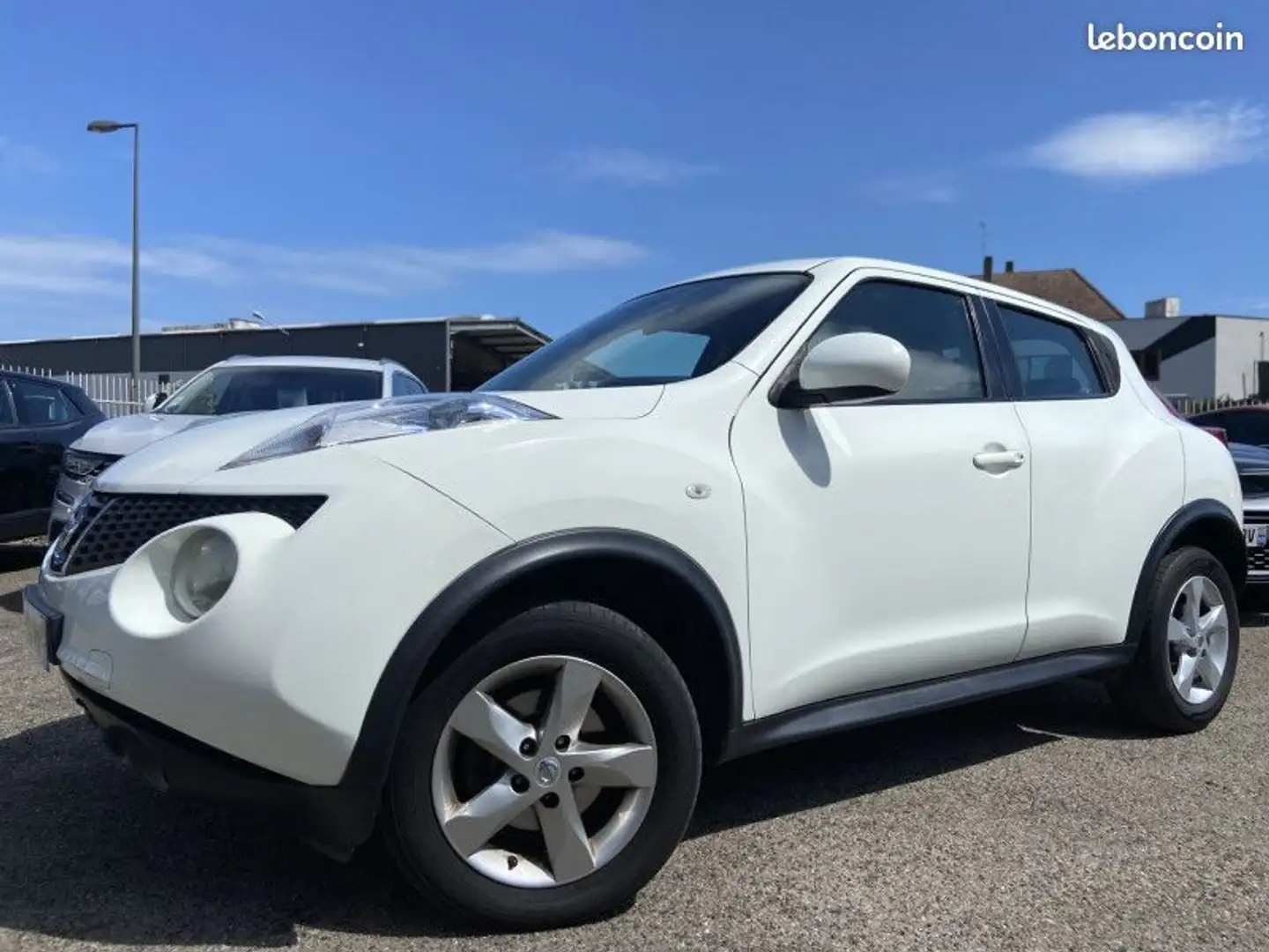 Nissan Juke 1.6 94CH VISIA Blanc - 1