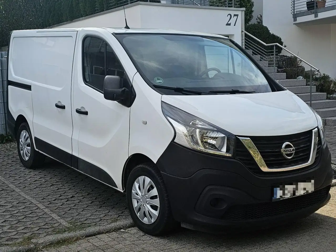 Nissan NV300