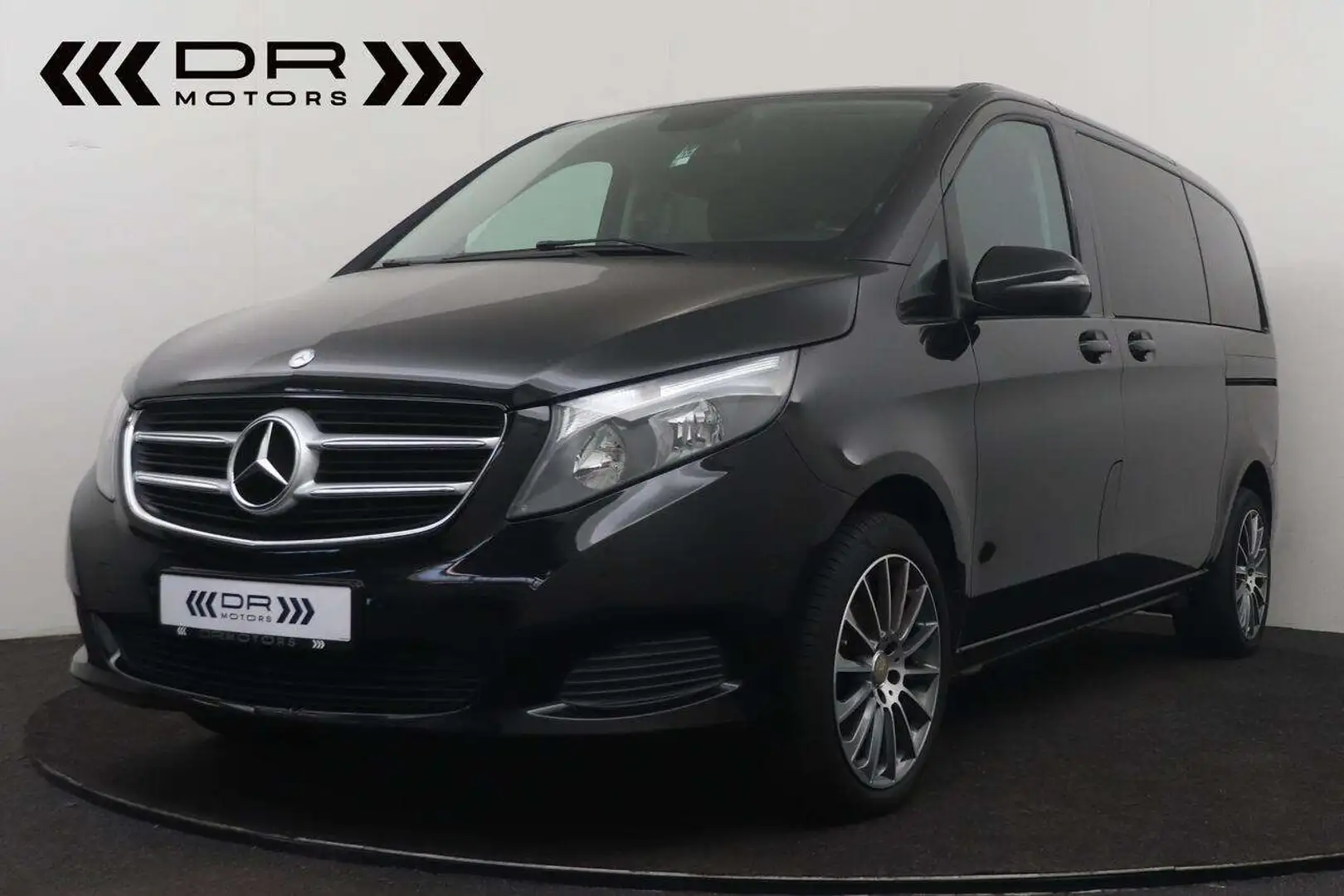 Mercedes-Benz V 200 SWB NAVI - 6 PLAATSEN Чорний - 1