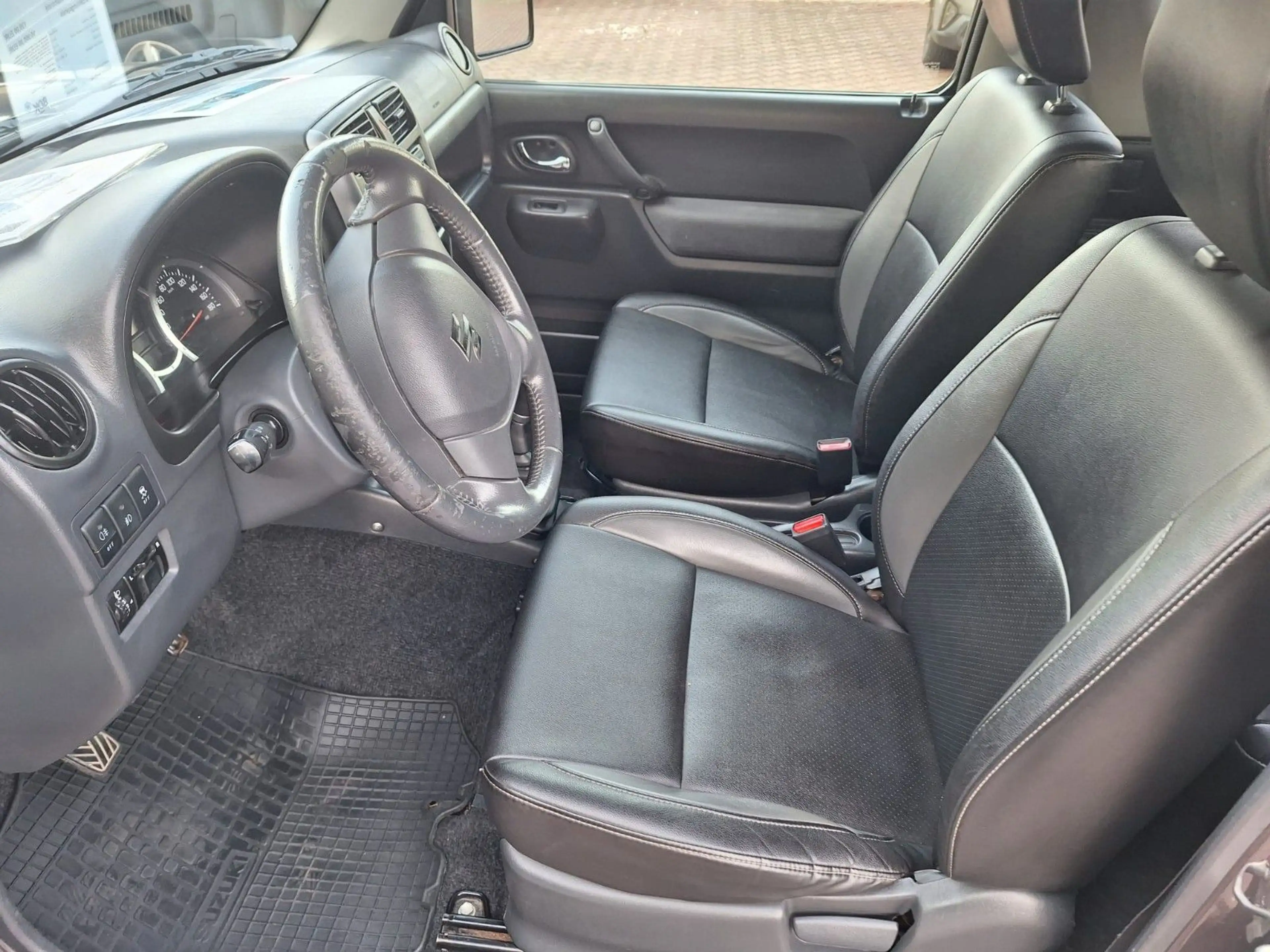 Suzuki Jimny 1.3 ALLGRIP Style, AHK — photo 3