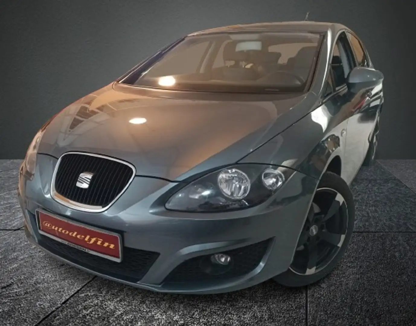 SEAT Leon ST 1.6TDI CR S&S Style Ecomotive 110 Grijs - 1