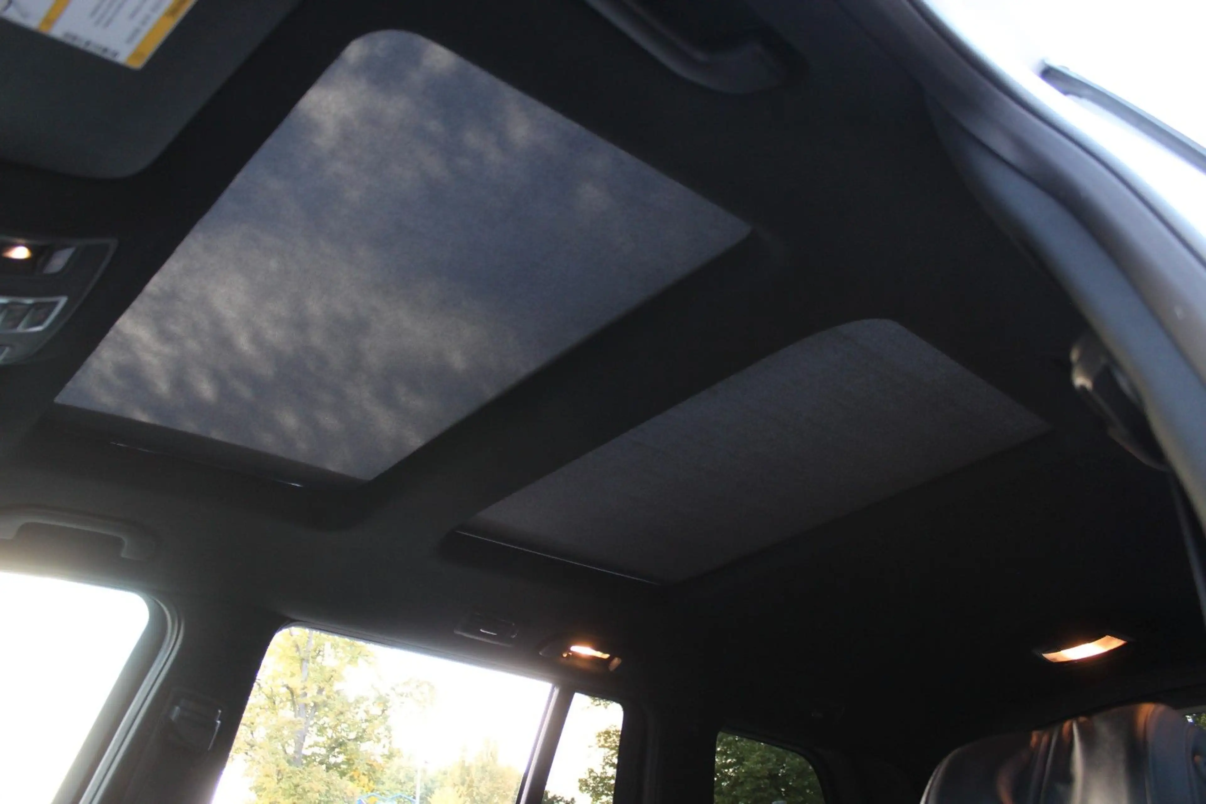 Mercedes-Benz GLS 450 4-MATIC 9-G AMG KEYLESS 360° PANO 7-SITZ — photo 41