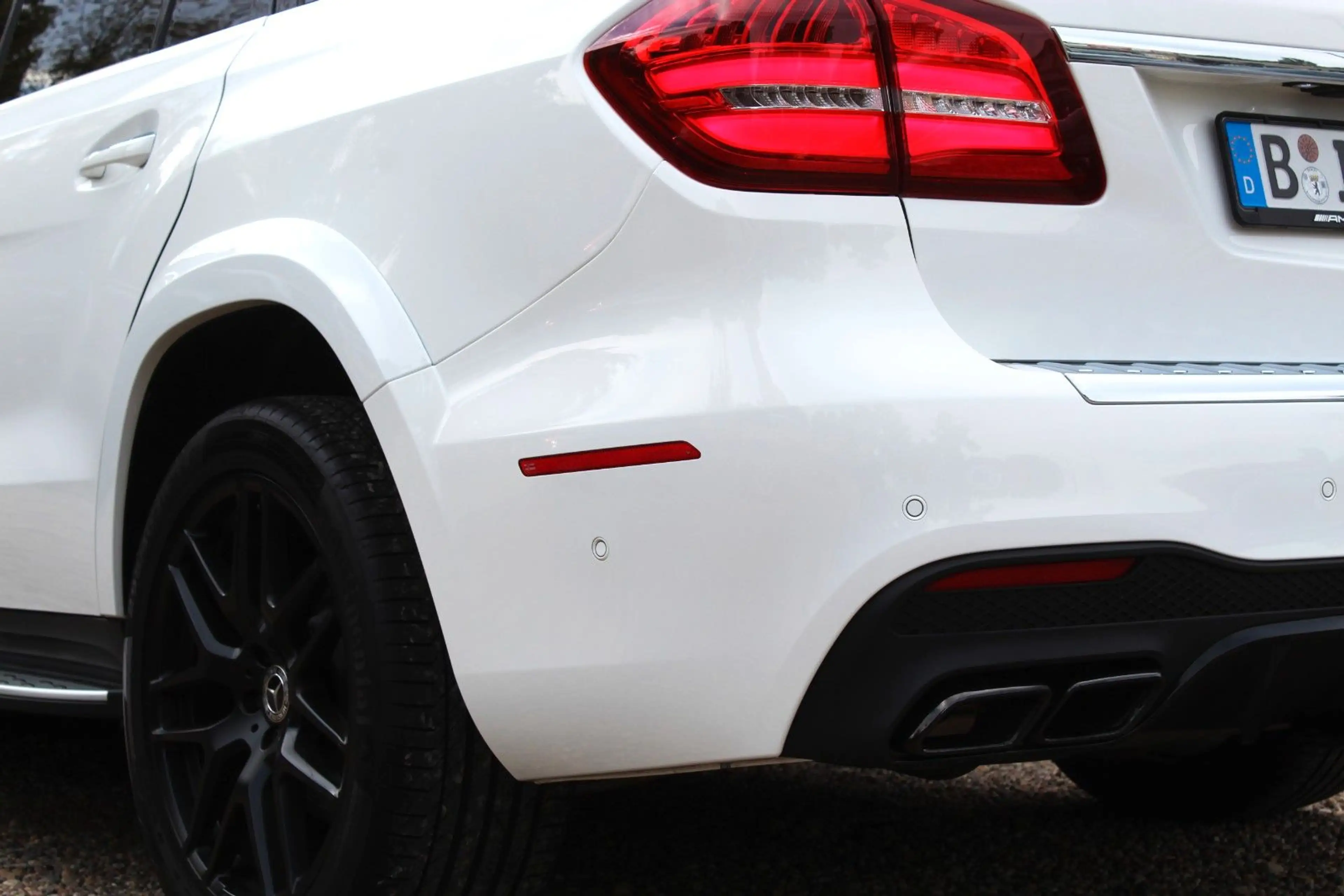 Mercedes-Benz GLS 450 4-MATIC 9-G AMG KEYLESS 360° PANO 7-SITZ — photo 10
