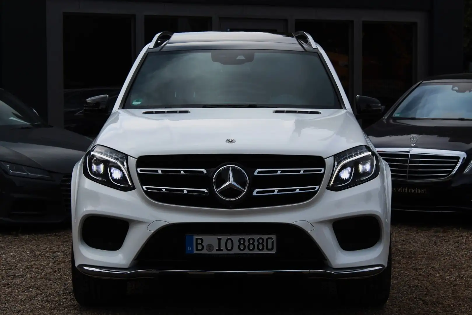 Mercedes-Benz GLS 450 4-MATIC 9-G AMG KEYLESS 360° PANO 7-SITZ Weiß - 2