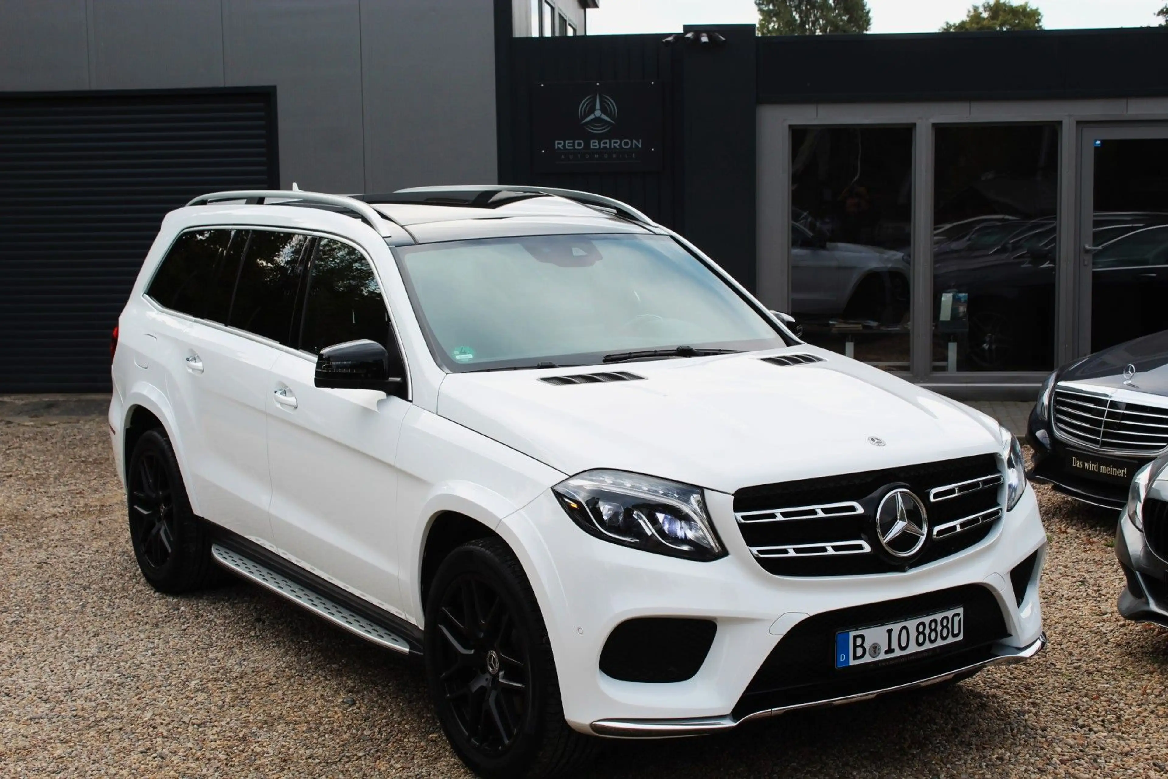 Mercedes-Benz GLS 450 4-MATIC 9-G AMG KEYLESS 360° PANO 7-SITZ — photo 8