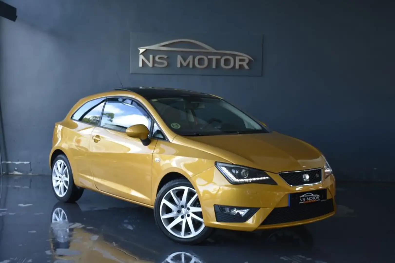 SEAT Ibiza SC 1.6TDI CR FR 105 Amarillo - 2