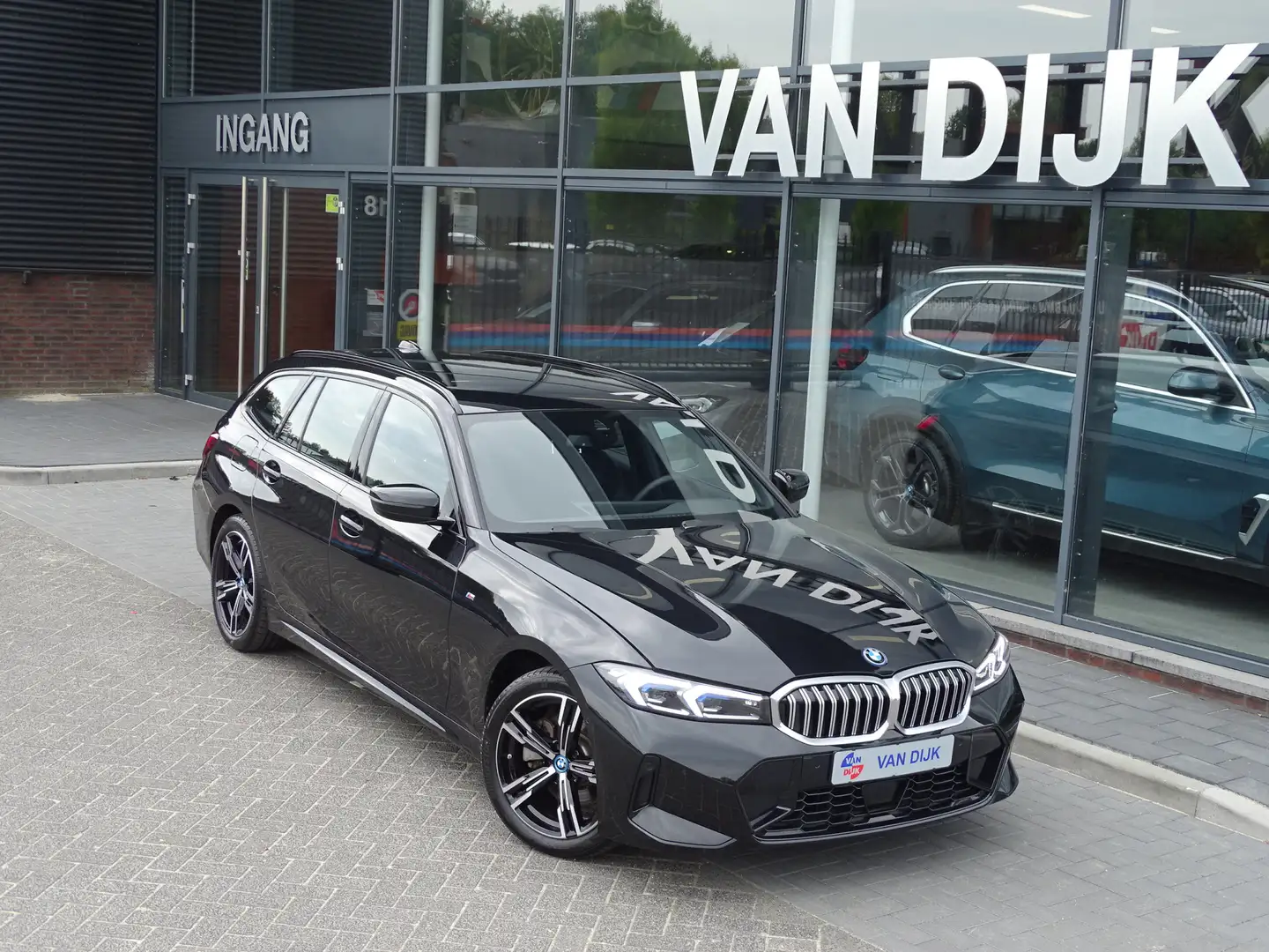 BMW 330 3-serie Touring 330e M Sportpakket Elek.Trekhaak A Noir - 2
