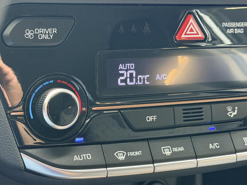 Hyundai IONIQ Comfort EV SOH 88,2% / + Extra Winterset / Adaptiv — photo 17