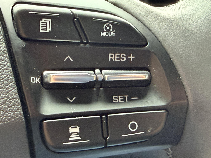 Hyundai IONIQ Comfort EV SOH 88,2% / + Extra Winterset / Adaptiv — photo 28